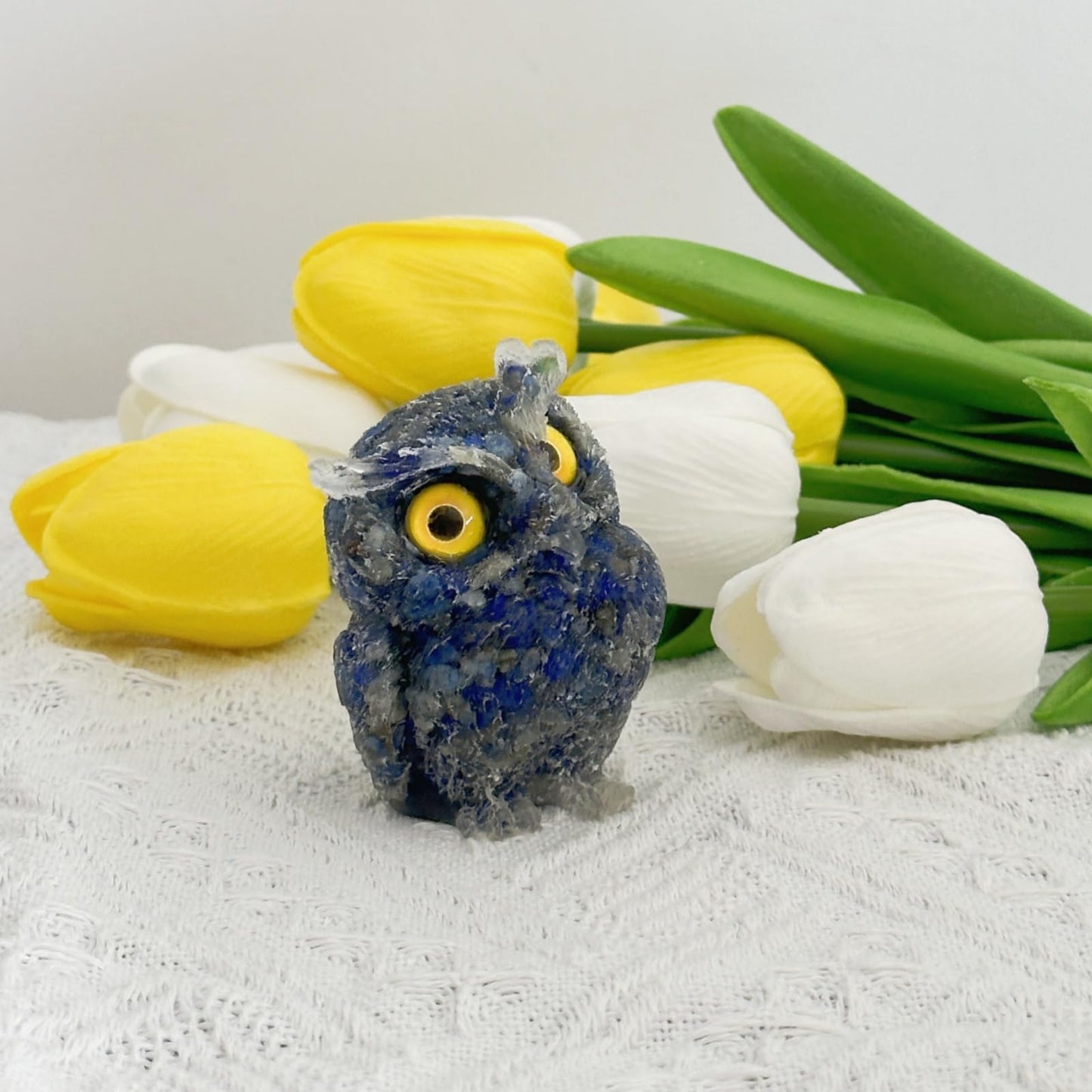 XYLIBLLA Hand-Carved Natural Crystal Owl Statue Owl Decor ，Blue Owl Figurine, Animal Figurines Desk Decor and Owl Gifts for Women（Blue Lapis Lazuli）