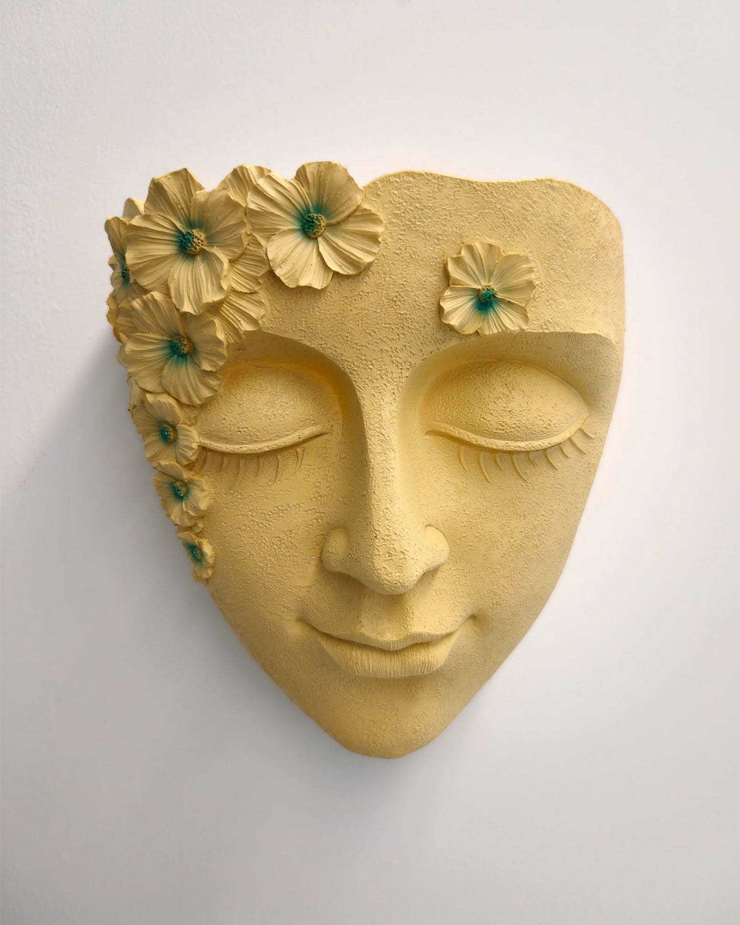 KOXHERO Face Shape Wall Planter Elegant Yellow Resin Wall-Mounted Head Pot with Drainage Hole Unique Small Vase Holder for Flower,Succulents, Hanging Plants for Plant Lovers