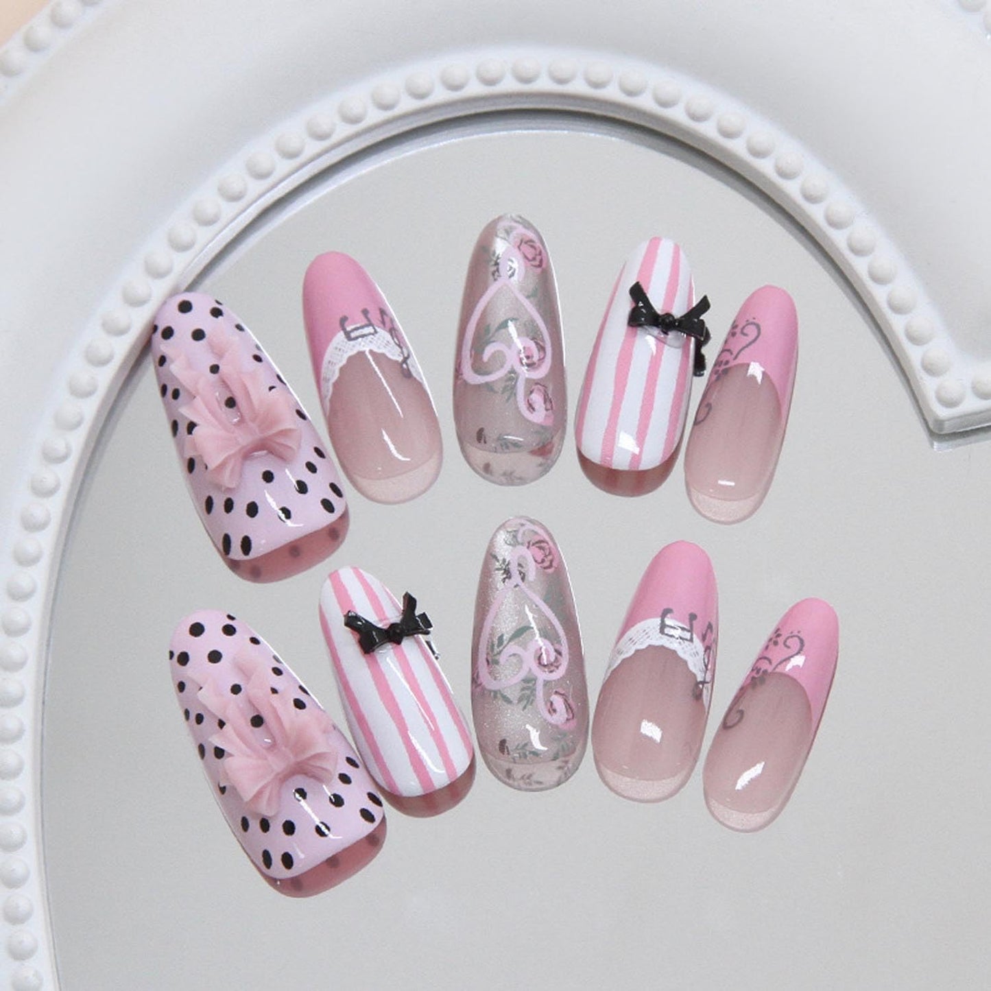 30Pcs Press on Nails Medium Almond Fake Nails with lace, Musical Note, Vine, Bow, Polka Dot Pattern Glossy Cute Bows Gradient Stick on Nails Sweet False Nails Full Cover Artificial Nails for Women