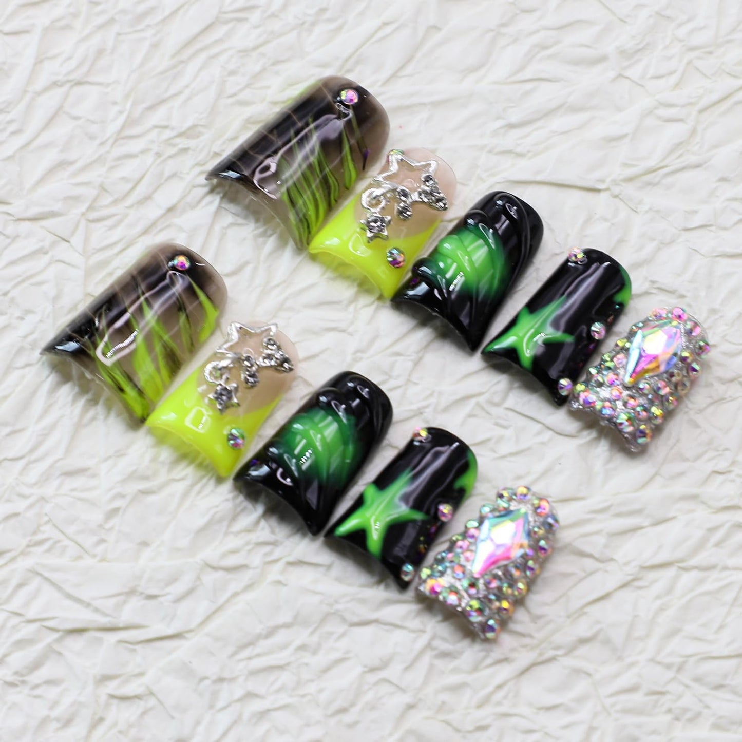 Handmade Press on Nails Medium Duck Nails,Black and Green Fake Nails with Star Rhinestone Design Reusable Acrylic Nature Stick on Nail Y2K False Nails for Wome (Size M)