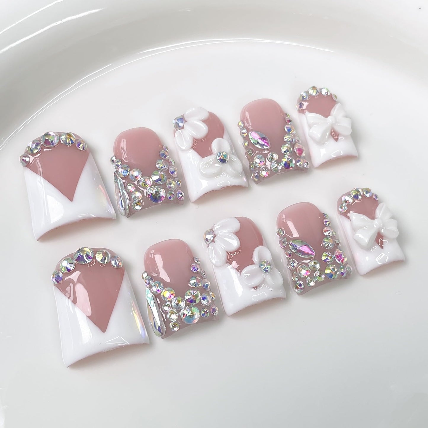 Flower Handmade Press on Nails 3D Floral Short Length Duck White French Tips Fake Nail Handmade Rhinestone Design Reusable Muti-Layer Gel Acrylic False Nails for Women (M)