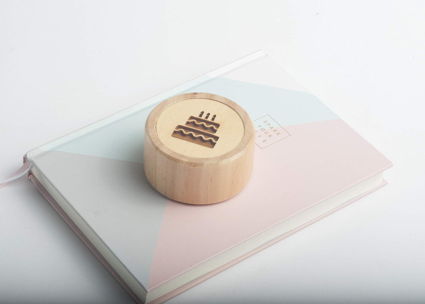 Noland Happy Birthday Tune, Wooden Musical Boxes, Laser Engraved wood, Gifts for Women