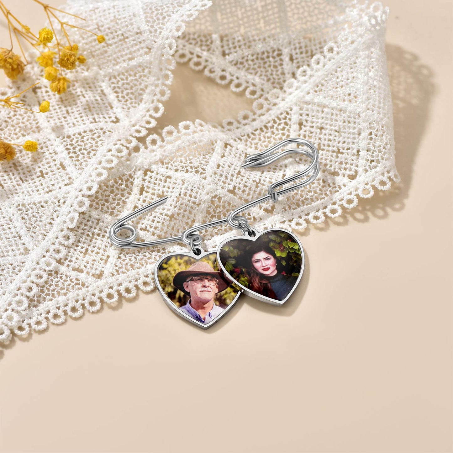 Custom4U Memory Charms for Wedding Bouquet Customized with 3 Pictures Custom Photo Brooch Pins Funeral Boutonniere Heart Shaped Charm Memorial Jewelry