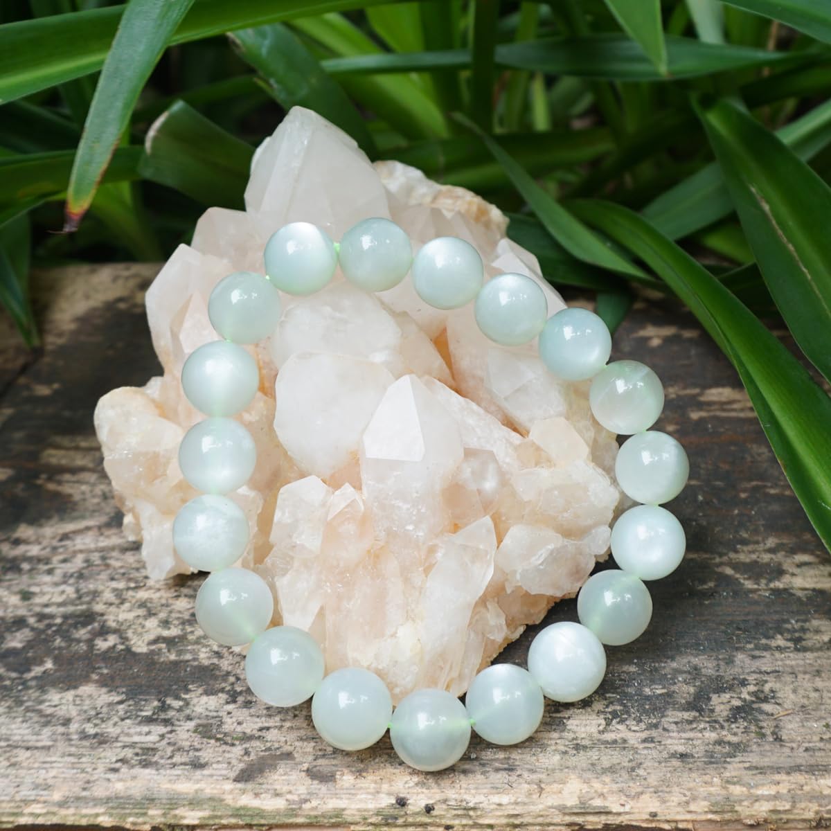 10MM Green Moonstone Bracelet, Natural Gemstone Round Beads Stretch Bracelet Crystal Beads, A Special choice for Women Men