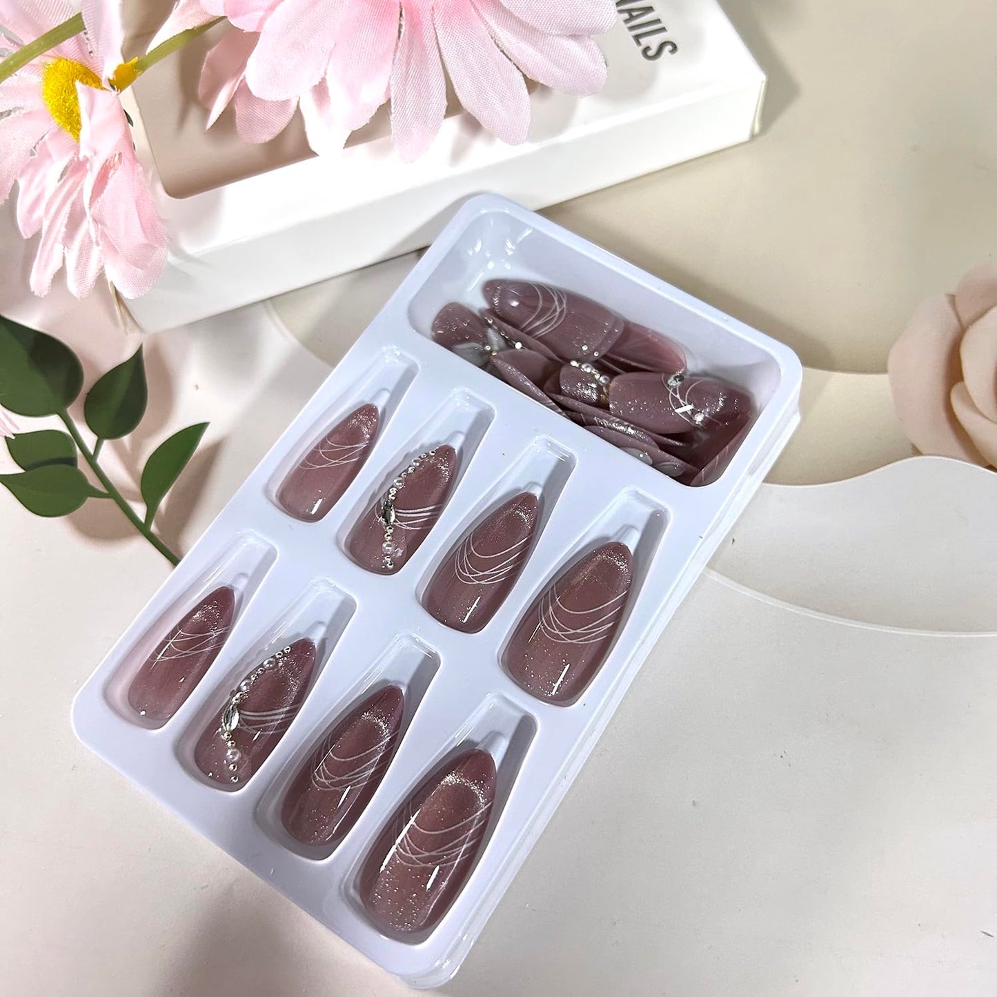 Press on Nails Almond Medium Cat Eye Acrylic False Nail Flower Rhinestones Design Full Cover Glossy Artificial Fingernails Press Ons Rhinestones Stick on Nails DIY Glue on Nails for Women 24Pcs