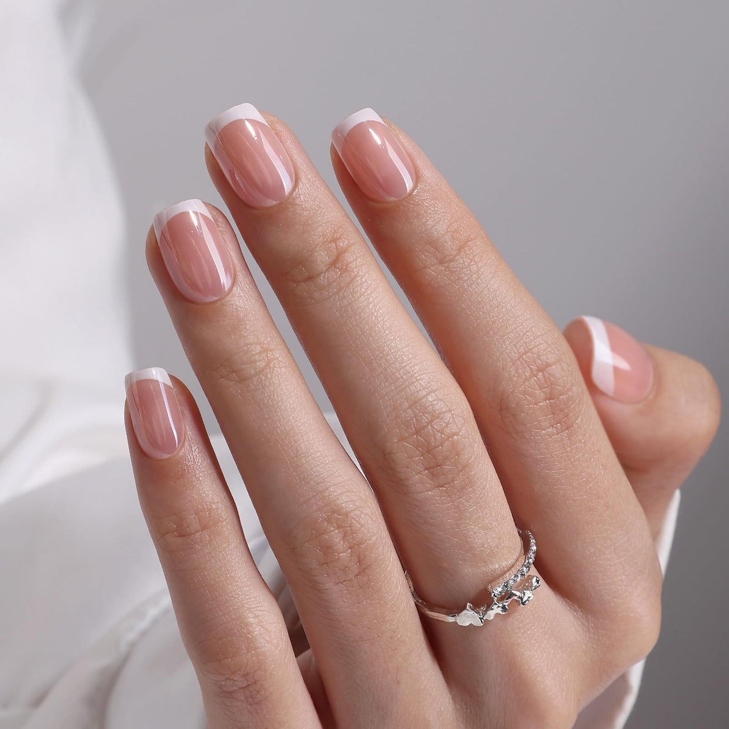 White French Tip Press on Nails Square - SHANGMENG Chrome Press on Nails Short for Women, Semi-Transparent Soft Gel Glue On Nails in 16 Sizes - 32 Fake Nails Kit with Glue, White Noise