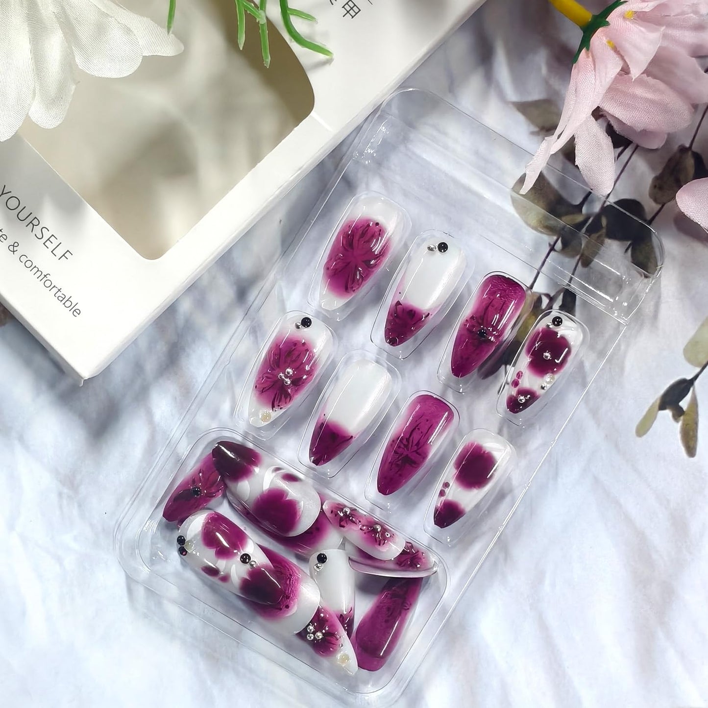 Flower Press on Nails Medium Almond Artificial Acrylic False Nails French Gradient Floral with Rhinestones Design Stick on Nail Full Cover Reusable Coffin Artificial Fingernails for Women Manicure
