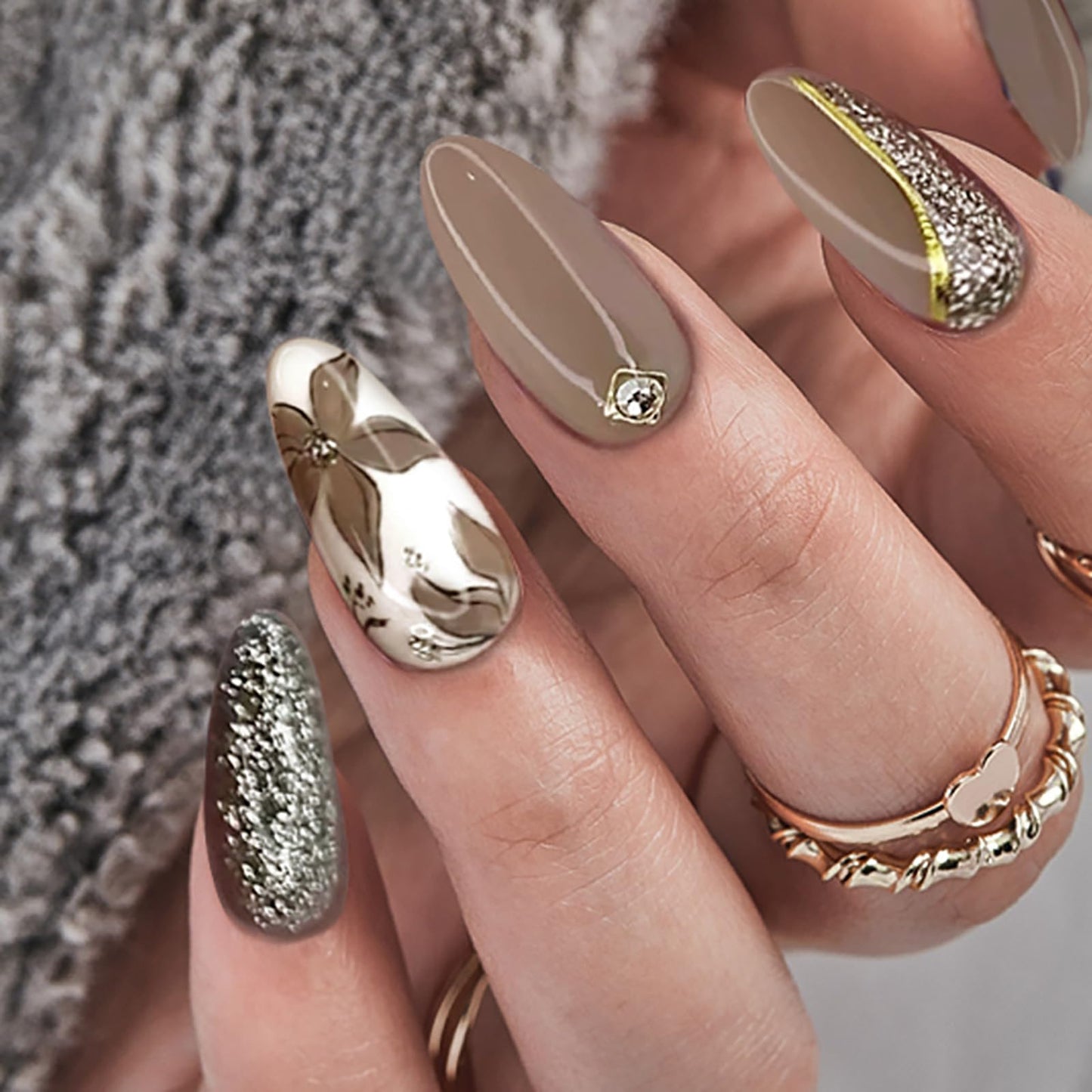 RTKHFZE Fall Press On Nails Oval Almond, Medium Fake Nails Brown Flower Stick Ons with Bling Glitter Designs, 24Pcs Autumn Nails Press Ons for Women
