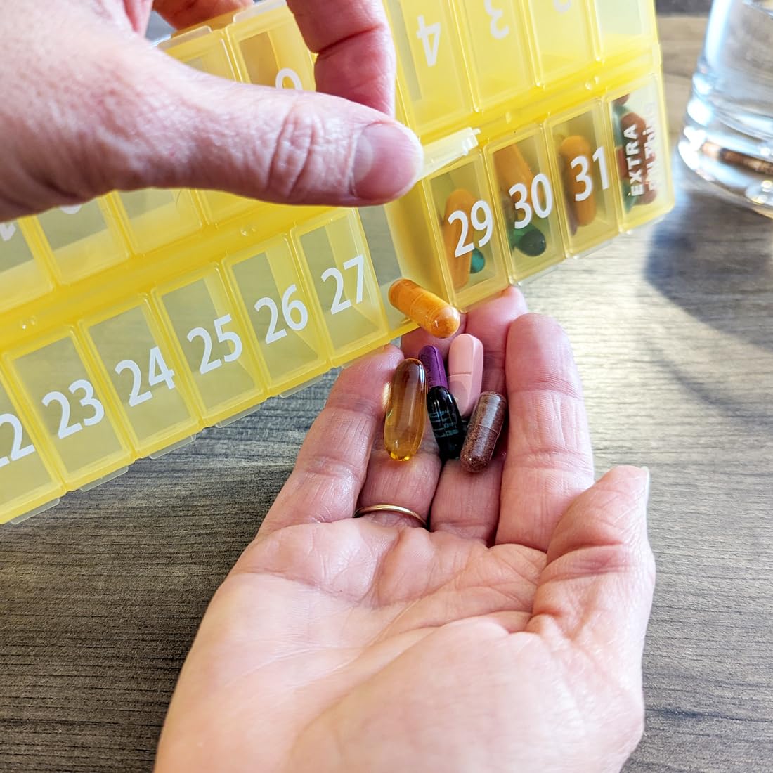 AM PM 31 Day Once-a Day Monthly Pill Planner Organizers - Large Compartment Pill Boxes Store Medications for Entire Month Plus Compartment for Extra Pills (AM/PM Yellow & Blue) BPA Free