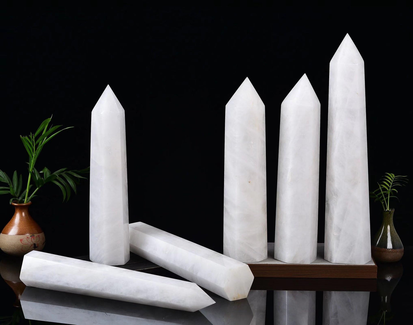 AMOYSTONE Large White Crystal Quartz Wand 1PC Healing Crystal Stone Obelisk Tower 6 Faceted Column Reiki Chakra Meditation Gift 2.2-2.6 LBS