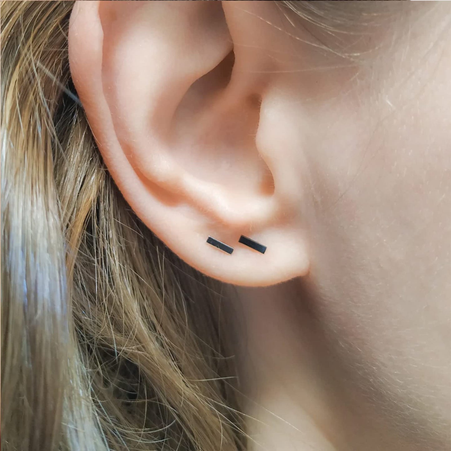 Sterling Silver Stud Earrings for Women Men- 4 Pairs of Hypoallergenic Simple Geometric Small Stud Earring Set Tiny Circle Triangle Square Bar Stud Earrings Mini Cartilage Tragus Earrings(Black Gold)