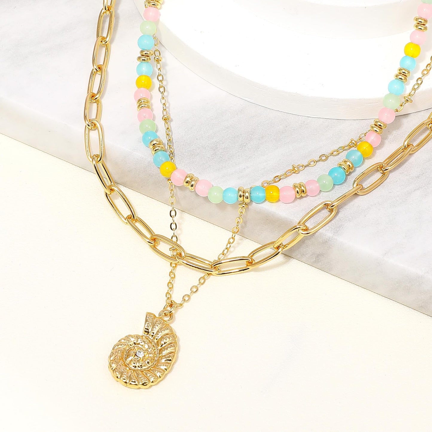 Multilayered Beaded Shell Necklace for Women, Bohemian Colorful Glass Beads Choker 3D Conch Sea Shell Pendant Necklace Textured Seashell Adjustable Gold Chain Boho Summer Beach Ocean Jewelry Gift