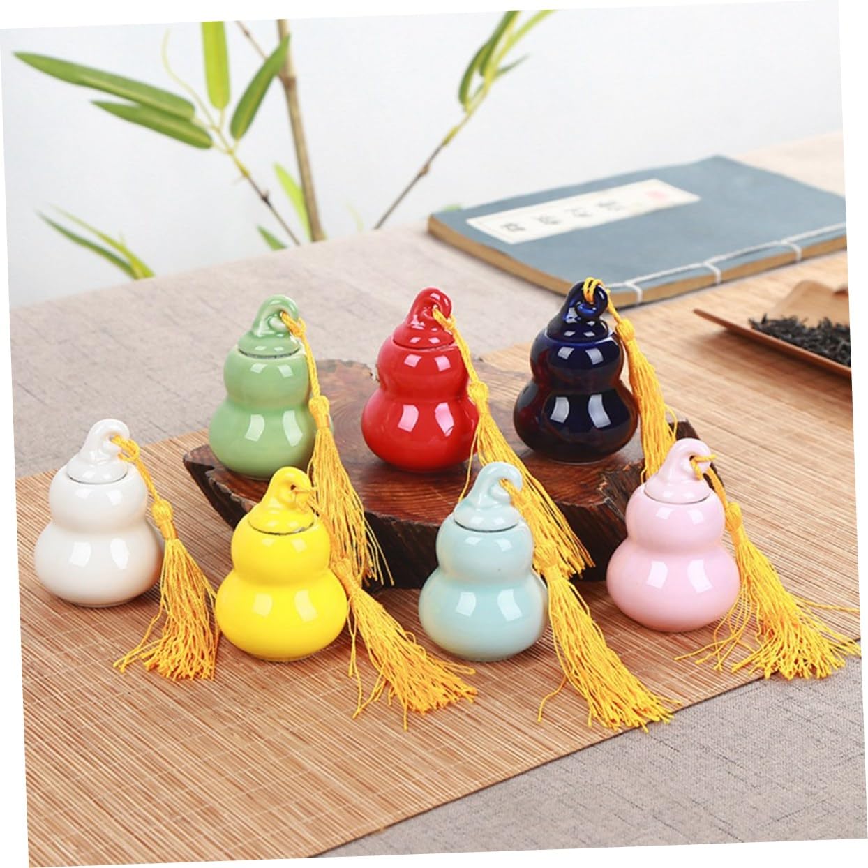 Homoyoyo Mini Ceramic Gourd-shaped Tea Jar for Powder and Tealeaves Storage Airtight Decorative Container for Kitchen and Travel Use