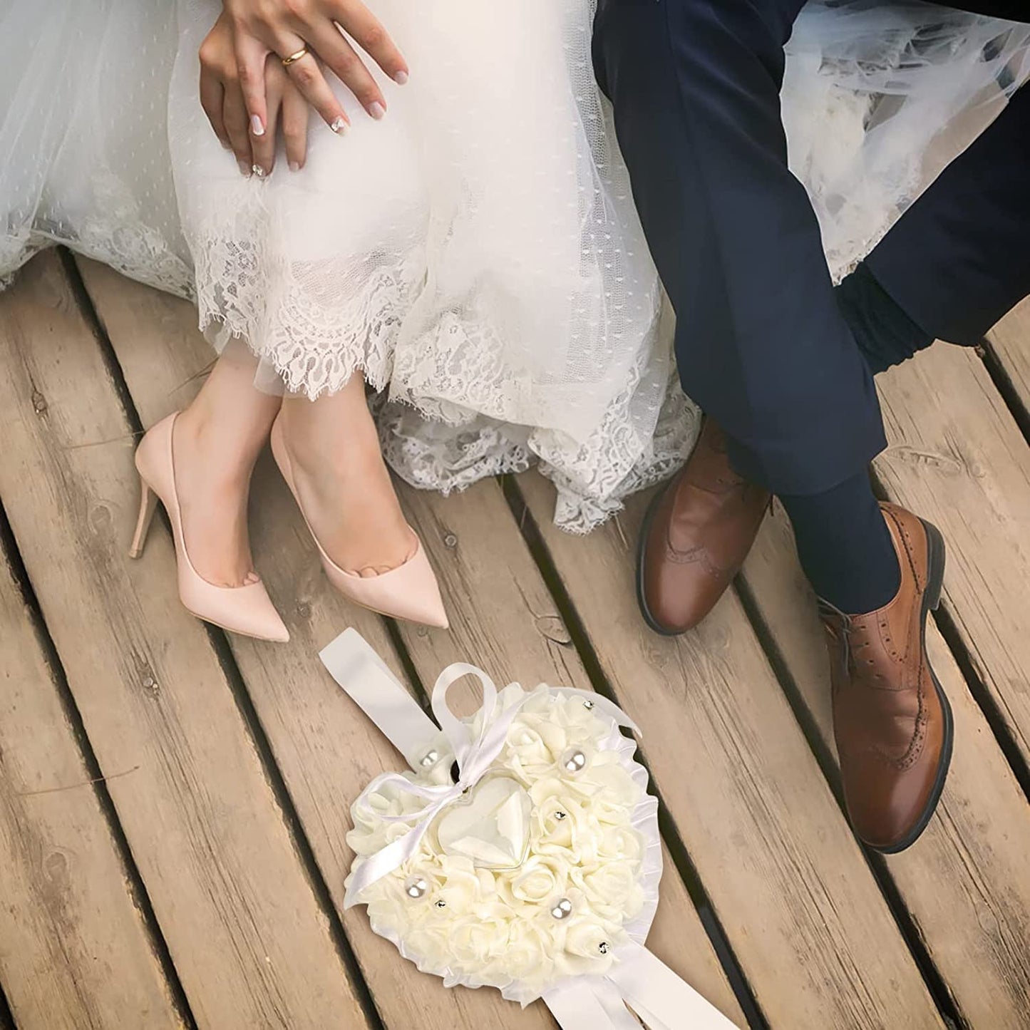 GOTOTOP Wedding Pillow, White Heart Shape Wedding Box for Wedding Lace Crystal Rose Heart Box Wedding Holder Gift