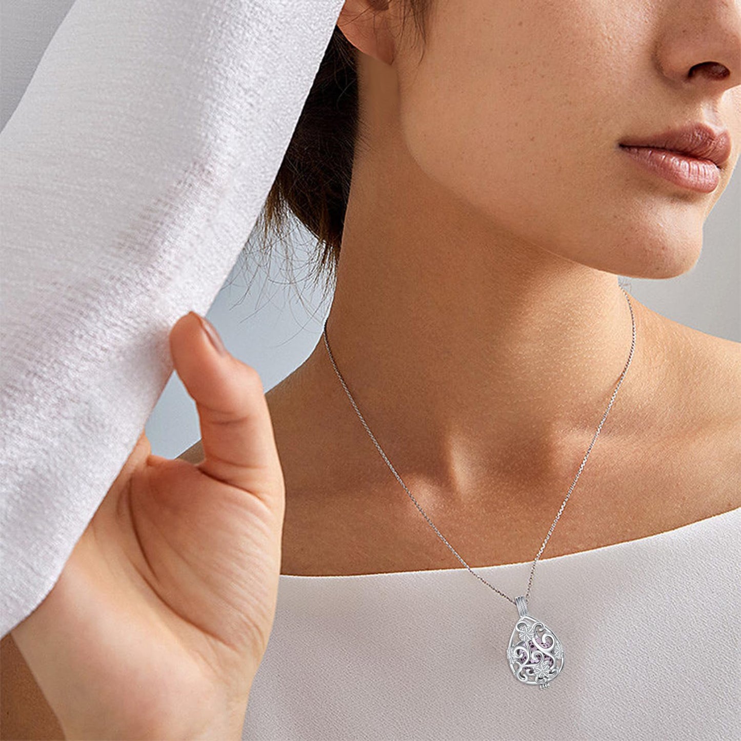 DAOCHONG S925 Sterling Silver Aromatherapy Essential Oil Diffuser Necklace Teardrop Flower Locket Perfume Pendant Necklace Jewelry 18+2 inches Adjustable Chain with 10 PCS Stones