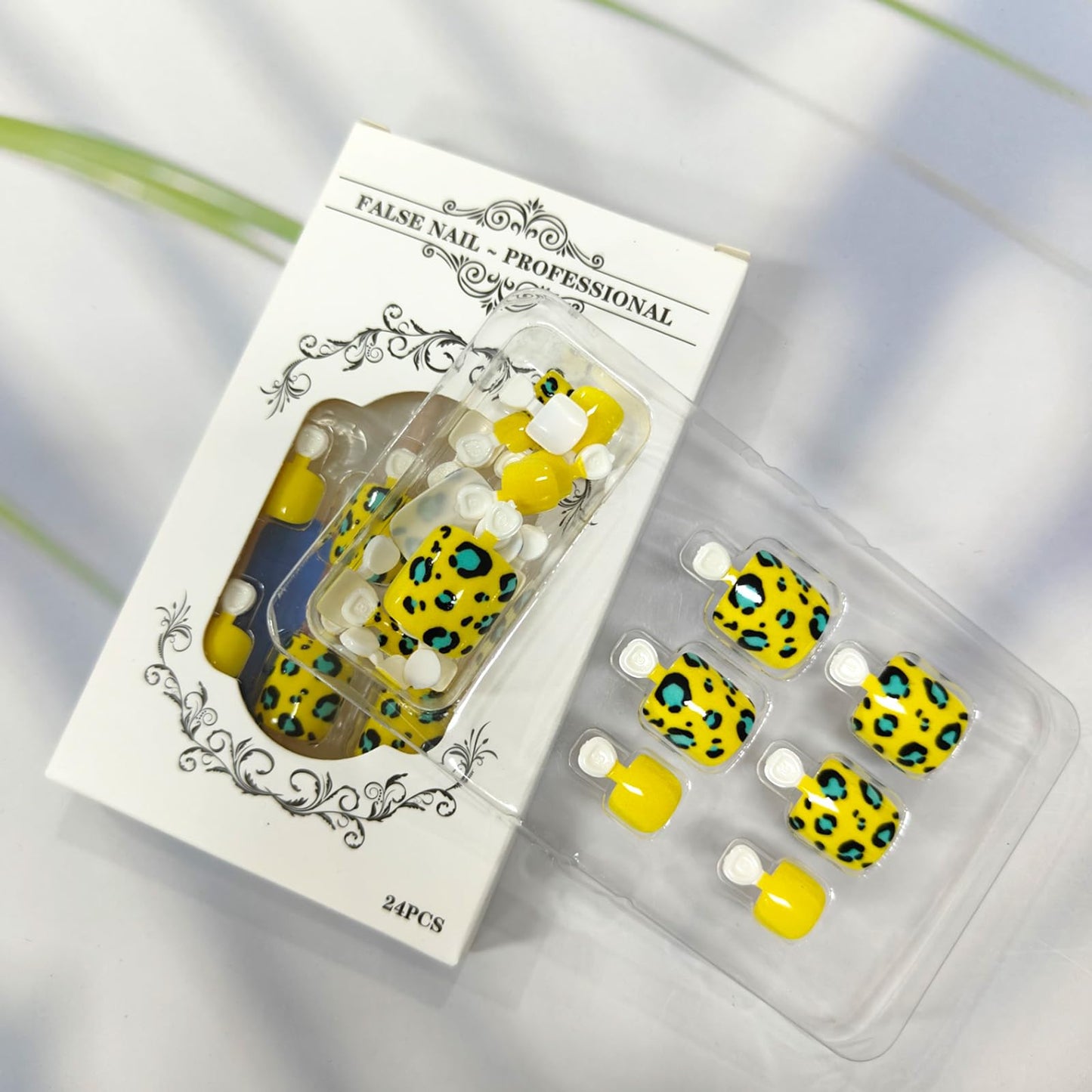 GCSQW Press on Toenails Glossy Yellow Fake Toe Nails with Blue Leopard Print Designs Square Toe Nails Press ons Full Cover Acrylic False Toenails Stick on Nails for Coquette Women 24Pcs
