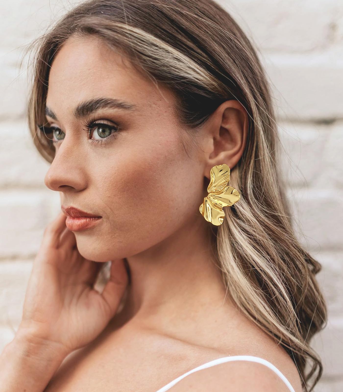 ENSKEFEN Gold Statement Flower Earrings for Women Boho Hammered Floral Earrings Fashion Large Dangle Drop Stud Earring Jewelry