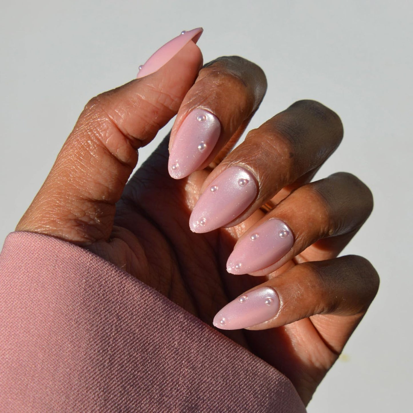 Glamnetic Press On Nails - Pearl Me Softly Spring Nails | Short Almond Fake Nails in a Soft Pastel Pink Hue with Girly 3D Pearls and a Velvet Finish | 15 Sizes - 30 Nail Kit with Glue