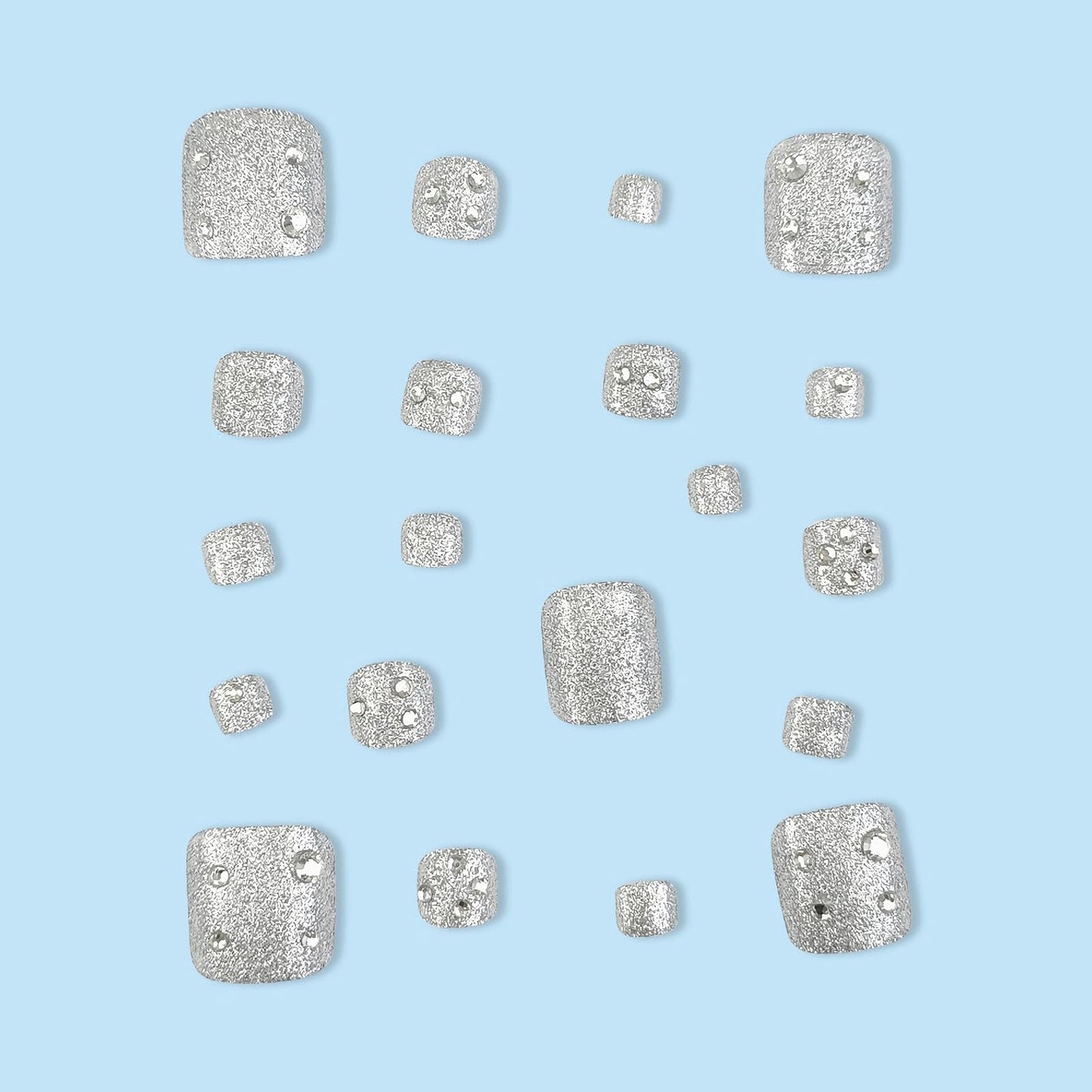 MISUD Press on Toenails - Fake Toe Nails with Bling Silver Glitter, Acrylic Toenail Charms Design 24 pcs