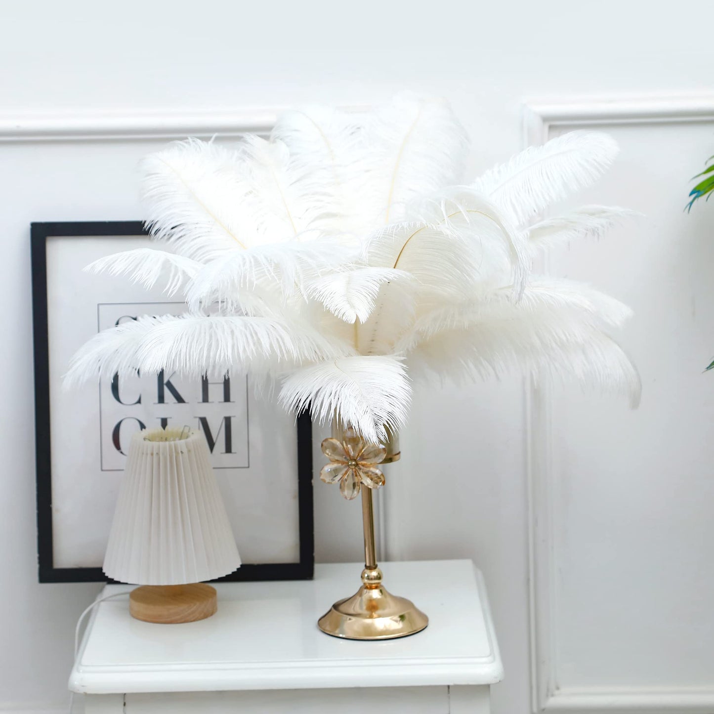 Happy Feather 16-18 inch White Ostrich Feathers Craft for Wedding Party centerpieces Home Decoration DIY Craft Pack of 10