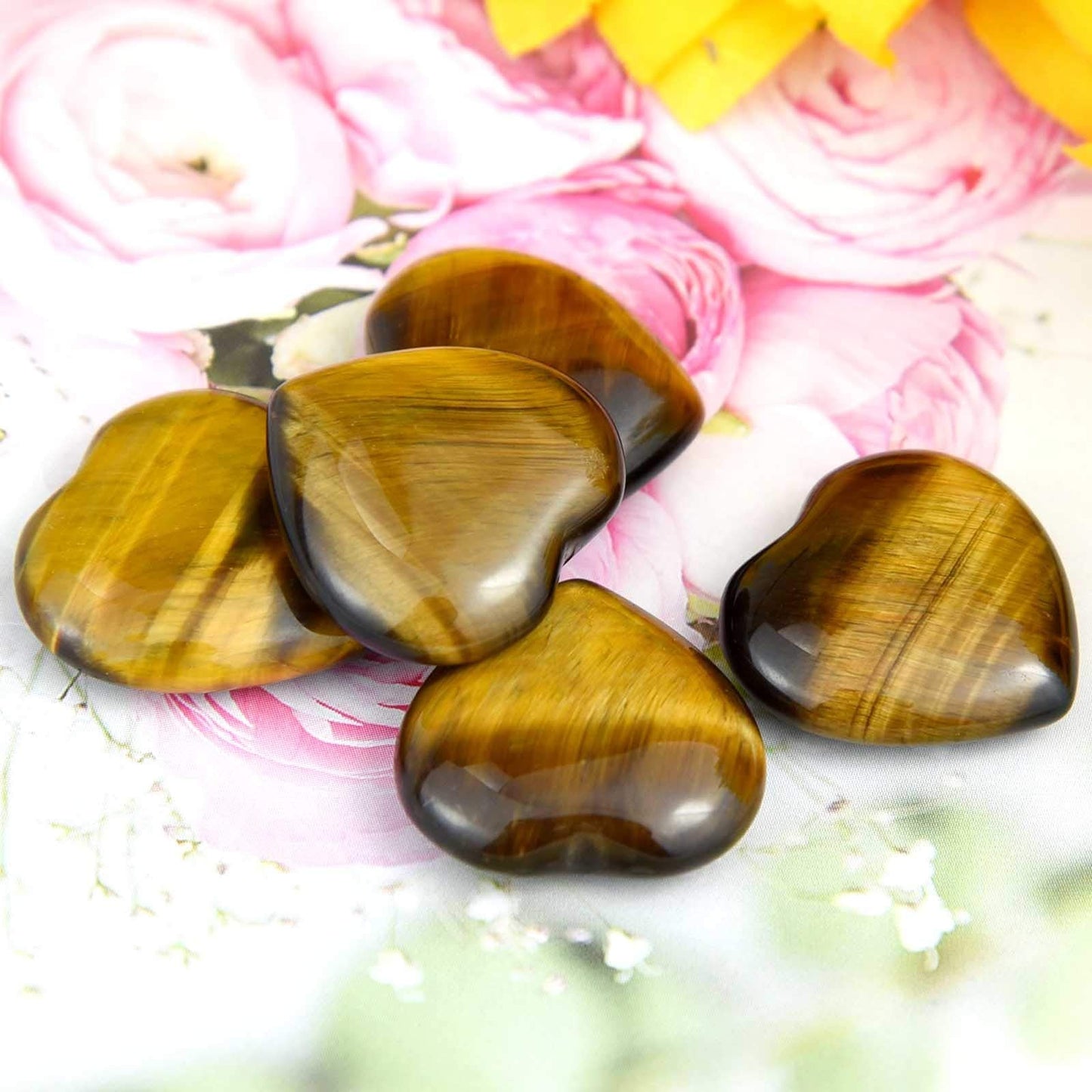 Marrywindix 15 Packs 0.8 Inch Healing Crystal Natural Tiger Eye Stone Heart Love Carved Palm Worry Stone Chakra Reiki Balancing