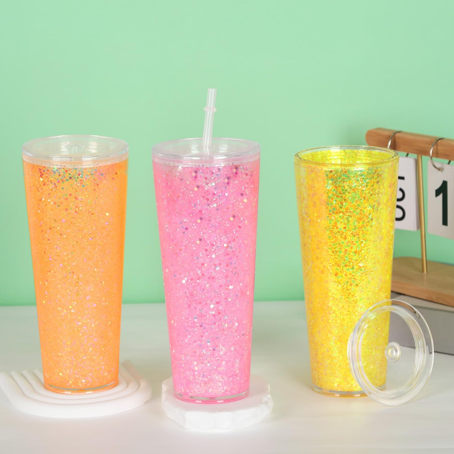 Micellwuu 8 Pack 24Oz Snow Globe Tumblers, Double Wall Acrylic Snowglobe Cup with Pre Drilled Hole, Lids, Straws and Plug, Reusable Clear Plastic Tumbler for Snow Globe Glitter DIY