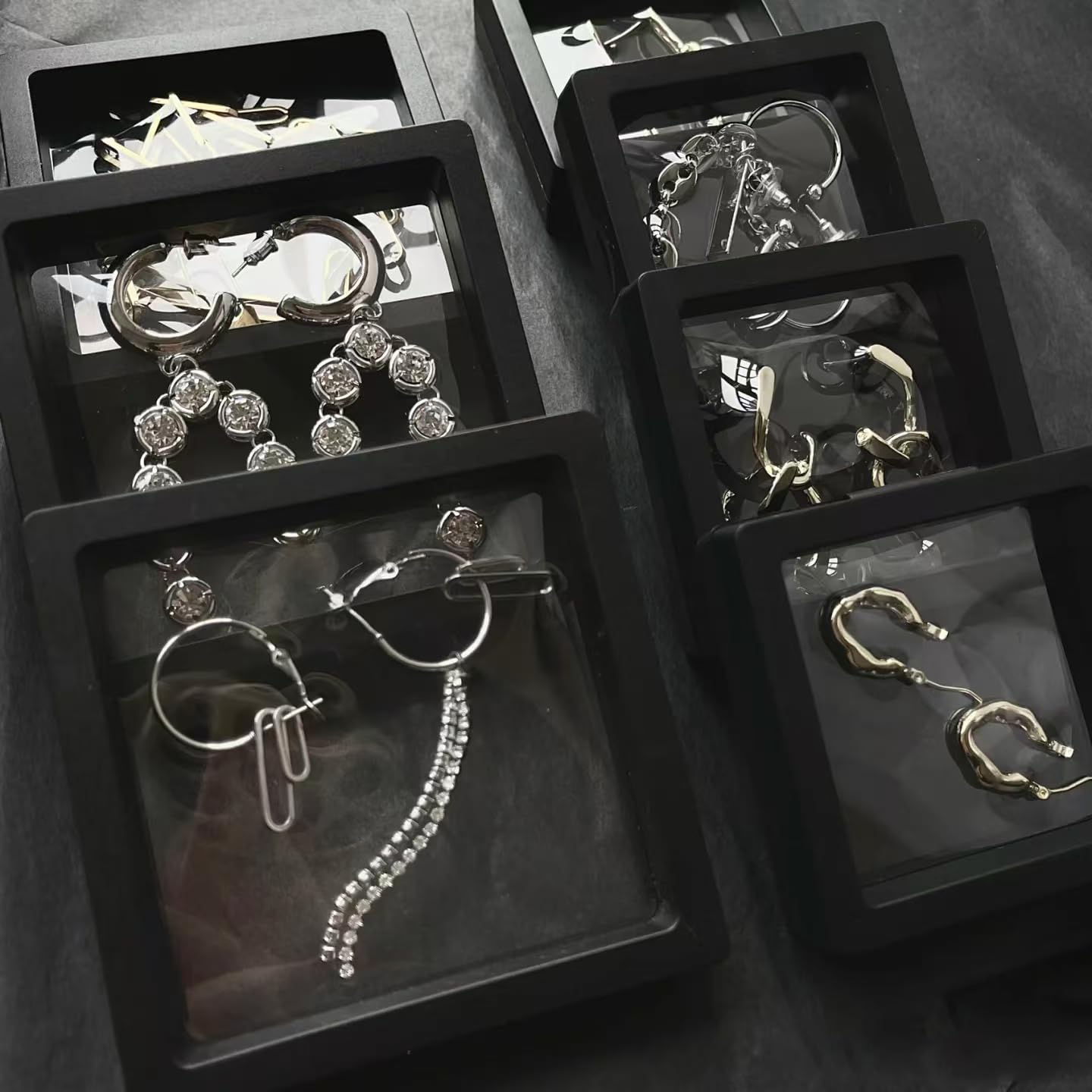 ailison 12PCS 3D Floating Frame Display Stand, Jewelry Box, Gift Box, Ornament Organizer, Small Travel Jewelry Box, PE Film Anti-Oxidation, Suspended Display Box Stackable (Black, 3.54 * 3.54)