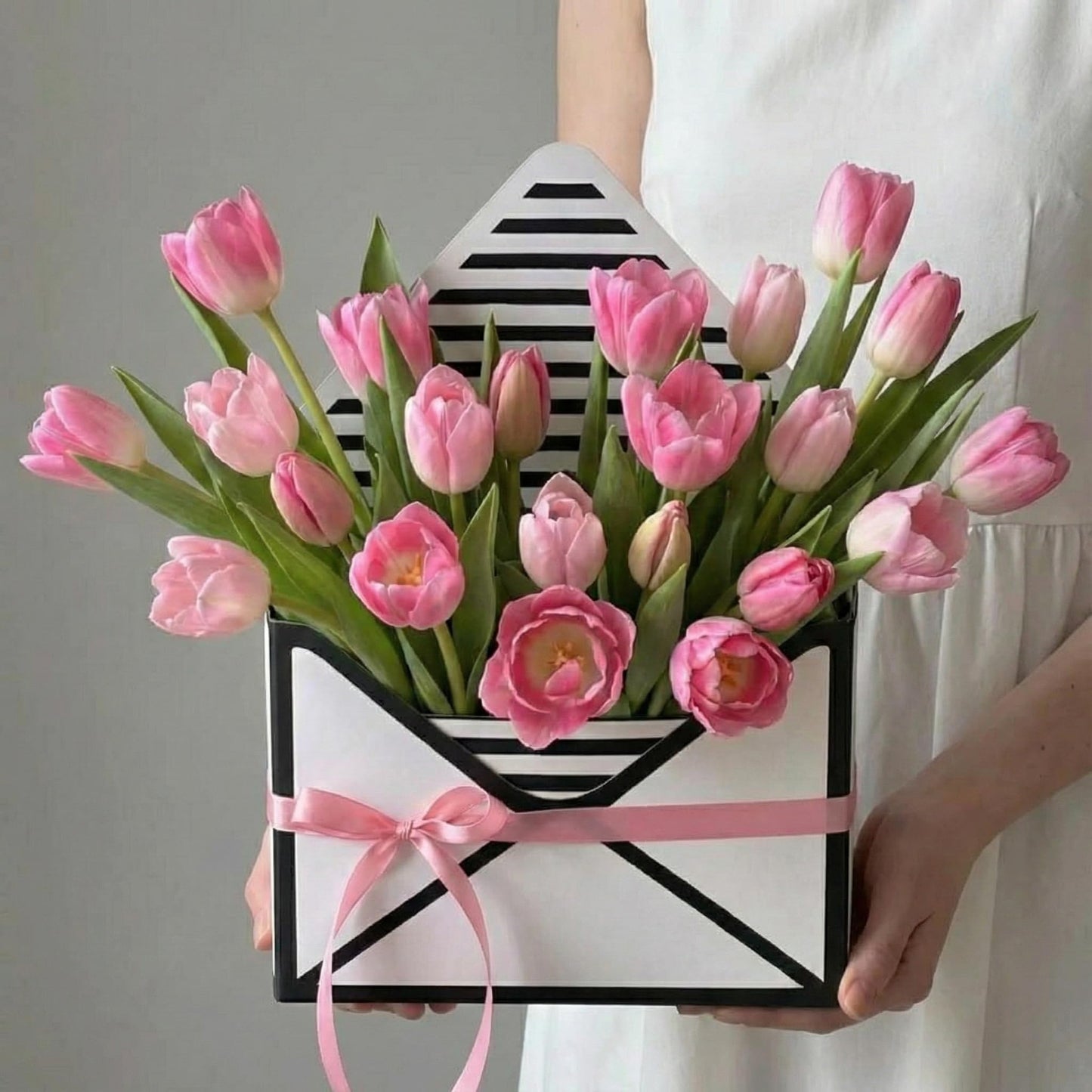 BBJ WRAPS Envelope Flower Boxes for Arrangements Striped Floral Bouquet Wrapping Paper Box Florist Supplies, 8 x 2.8 x 5.7 Inch - 5 Counts