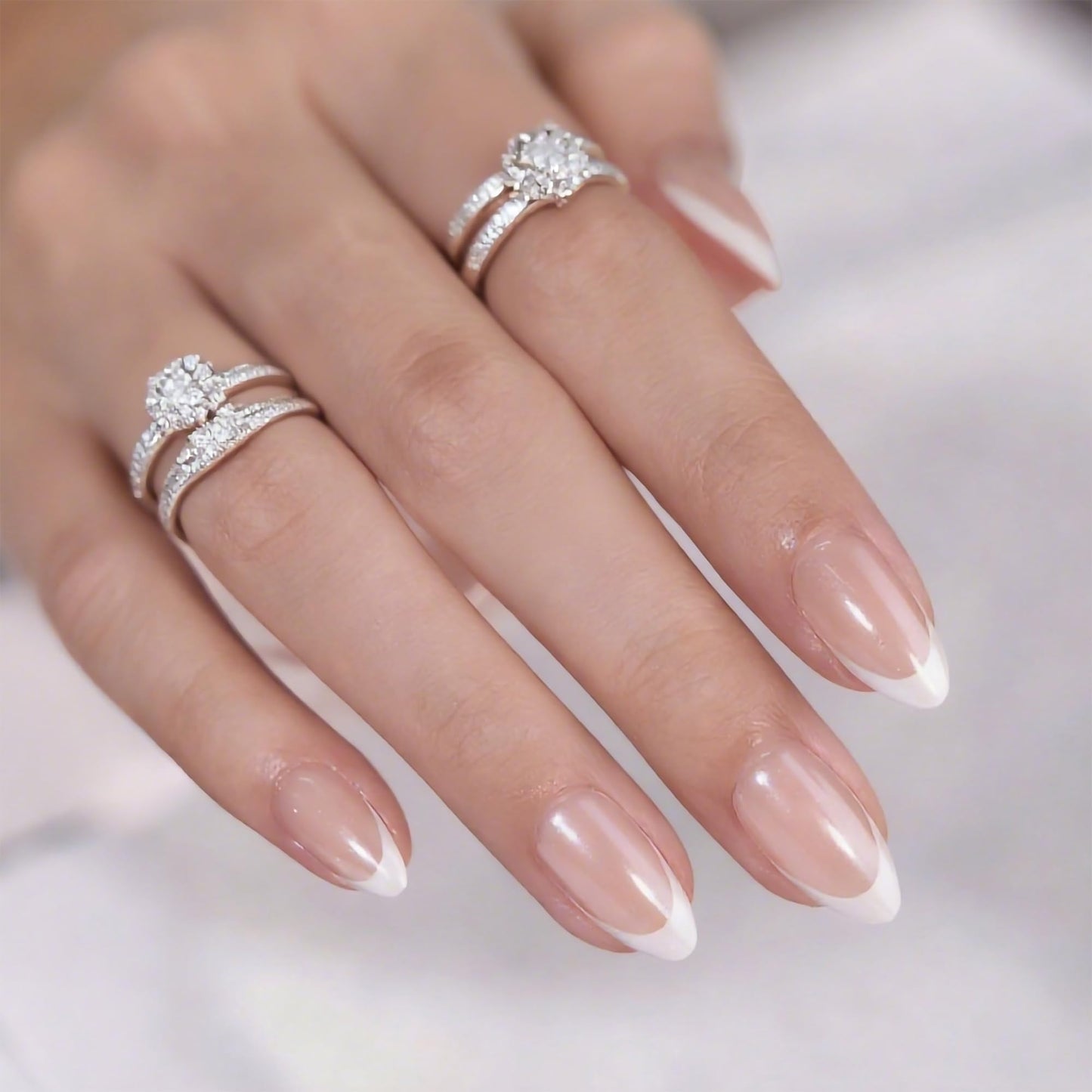 French Tip Press On Nails， White Short Almond Reusable Stick On Nails in 12 Sizes - 24 Soft Gel Fake Nail Kit for Women