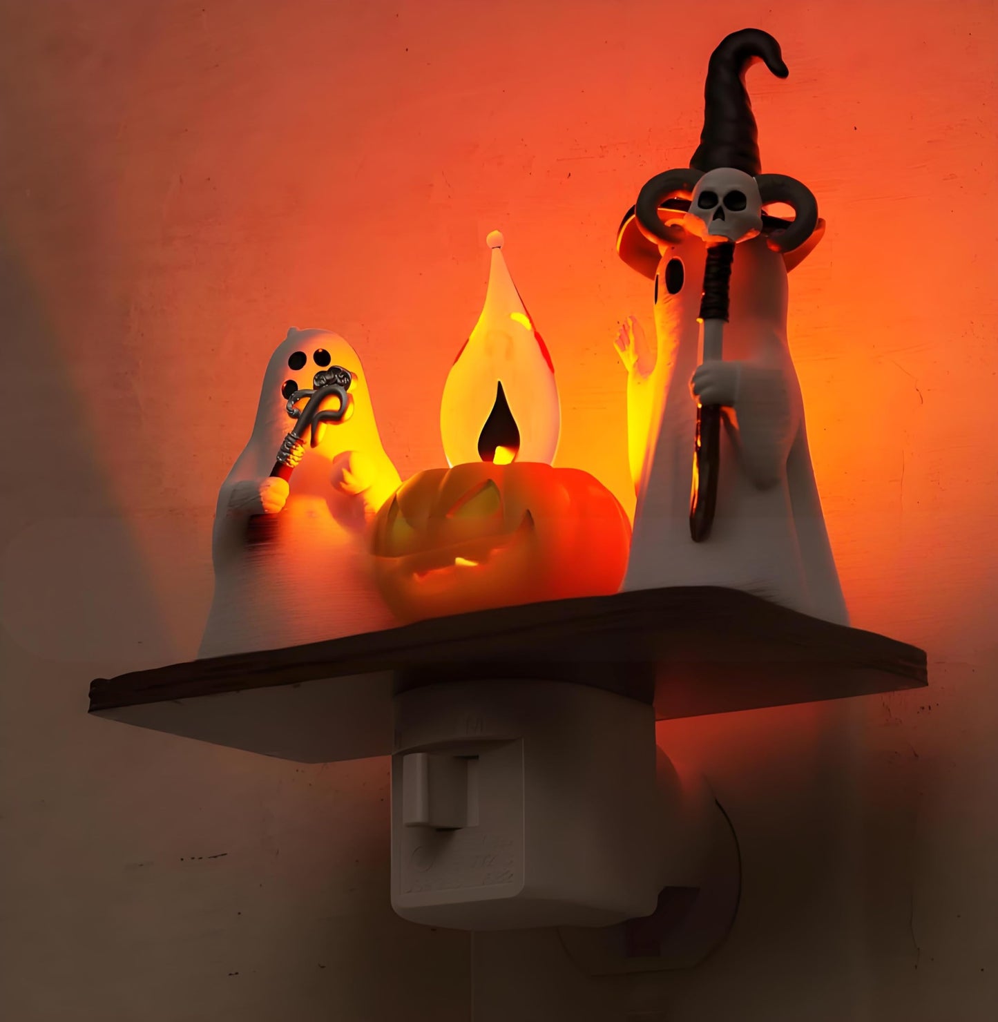 YYPLIAN Ghost Campfire Flickering Night Light, Scary Ghost Campfire Nightlight Plug into Wall, 3D Spooky Fire Night Light for Halloween Home Decor (Witch Ghost Light)