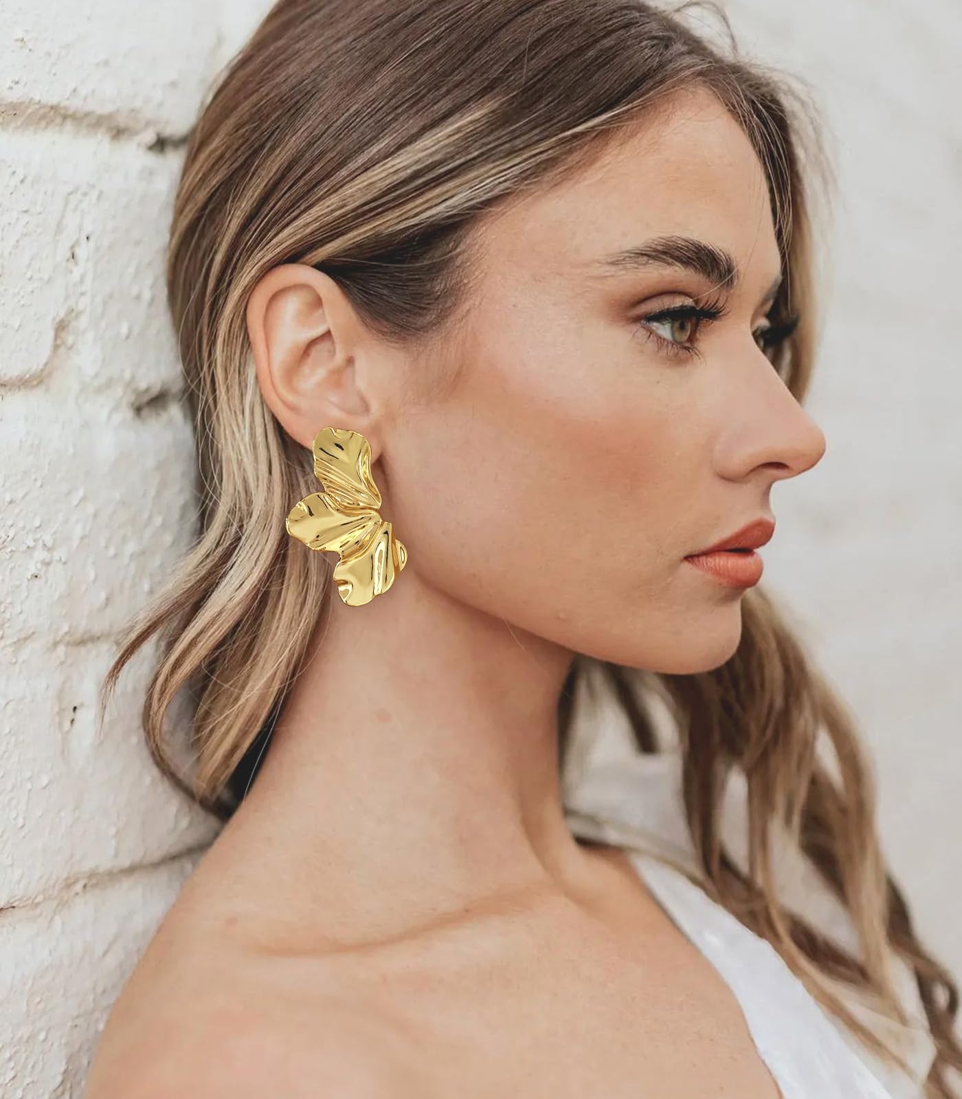ENSKEFEN Gold Statement Flower Earrings for Women Boho Hammered Floral Earrings Fashion Large Dangle Drop Stud Earring Jewelry