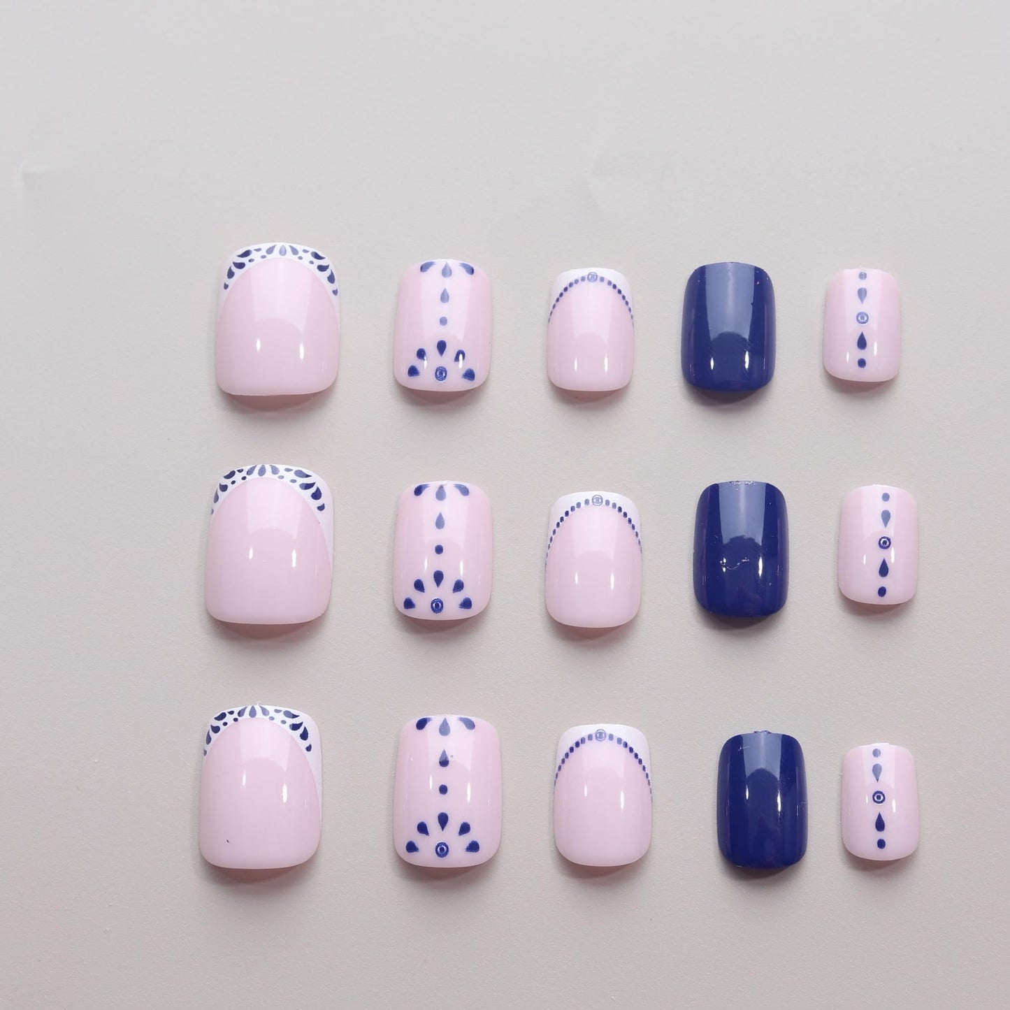 Short Press on Nails Square - Blue Fake Nails with Sun Pattern Design French Tip Full Cover Stick on False Nails for Women Fall Manicure 24 Pcs
