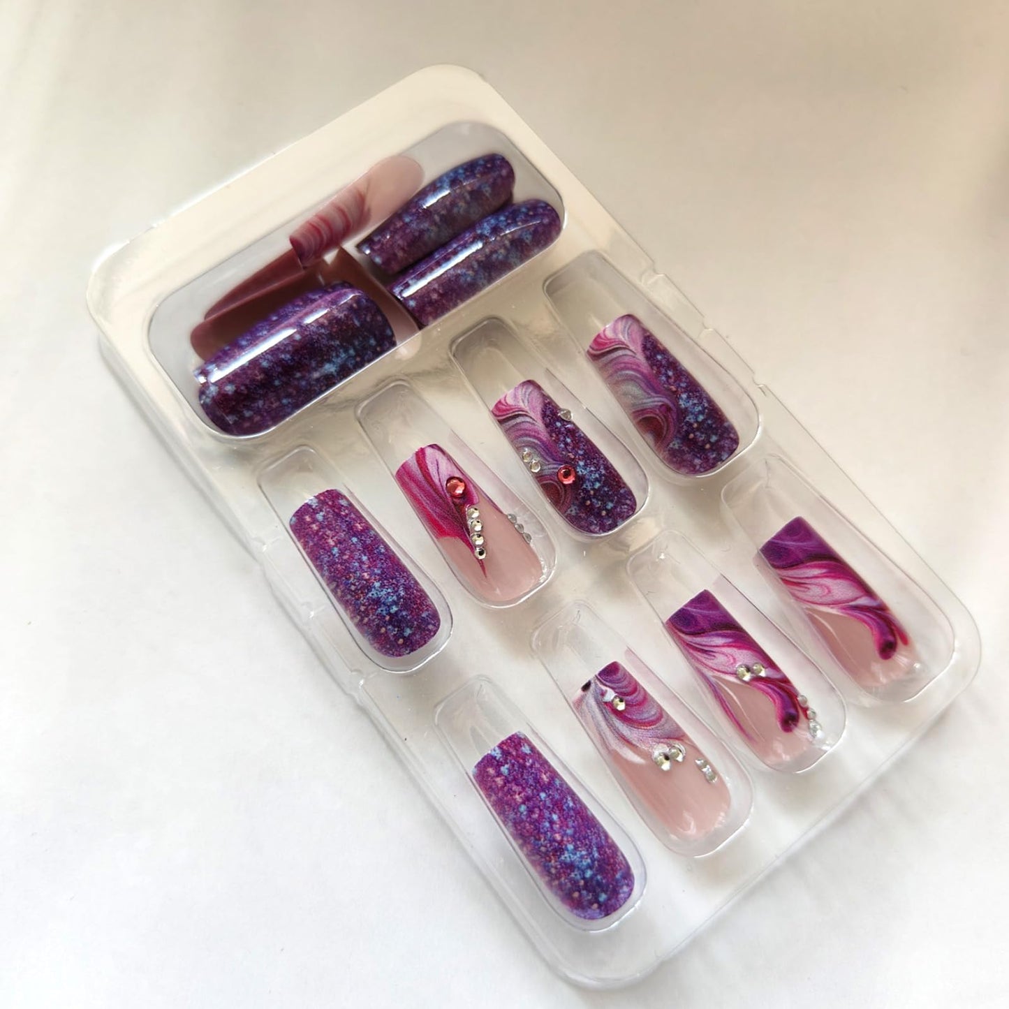24Pcs Purple Press on Nails Medium Square Fake Nails with Rhinestone Designs Spring False Nails Purple Glitter Acrylic Nails Glossy Glue on Nails Full Cover Stick on Nails for Coquette Women