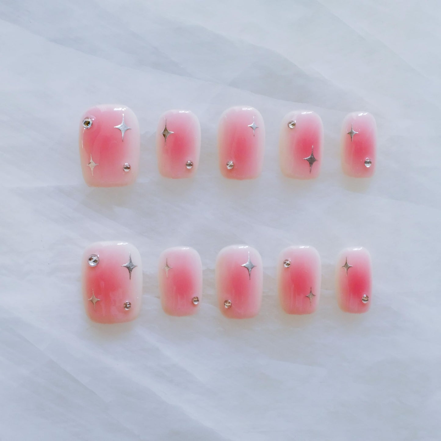 [GLORS] Short Square Press On Nails, Handmade Trendy Design in Pink with Silver Stars, 10 Pieces Salon Quality (Small, SS)