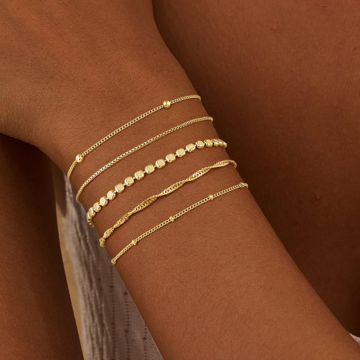 Turandoss Gold Bracelets Stack for Women, Dainty 14K Gold Plated Stackable Bracelet Set Adjustable Satellite Box Chain Bracelet Waterproof Non Tarnish Jewelry Gifts for Women
