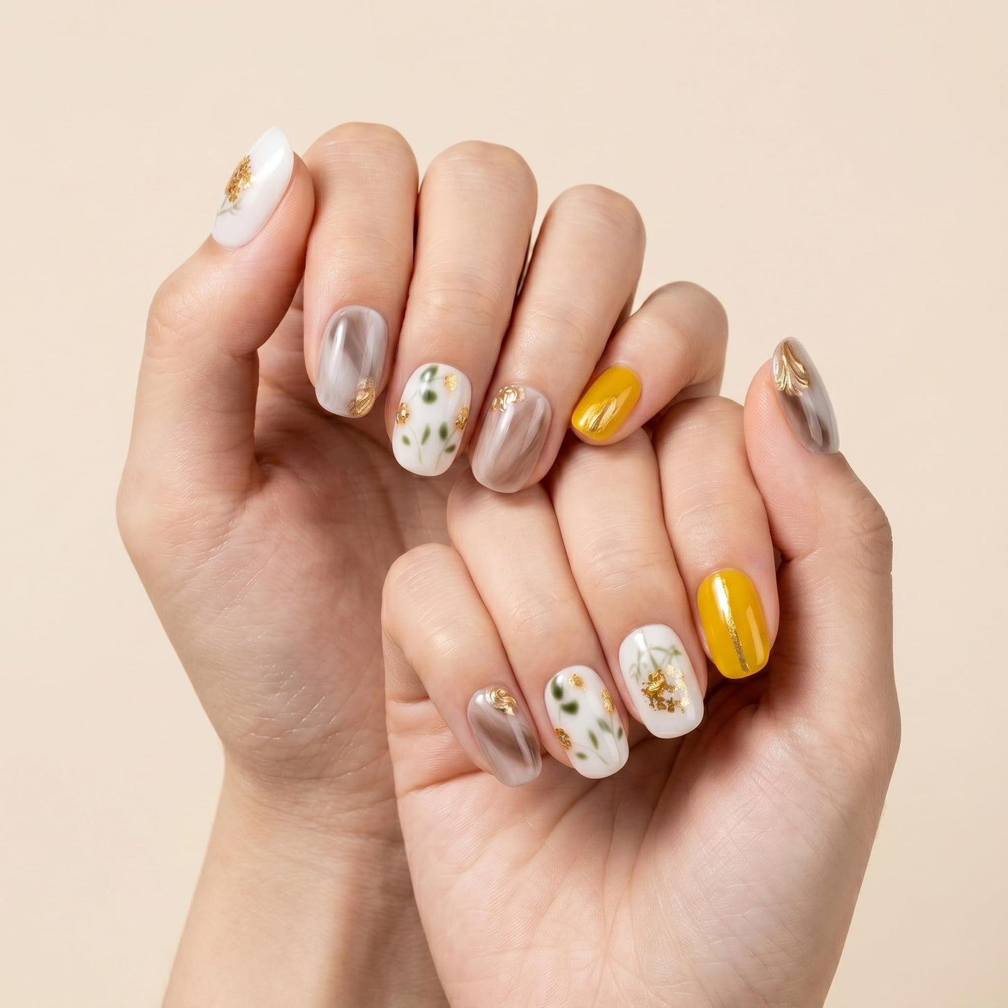 Sun&Beam Nails Handmade Press On Nail Short Round Hand-painted Golden Flowers Acrylic Fake Tip Design Art Charms Cute with Storage Box 10 Pcs (#005 M)
