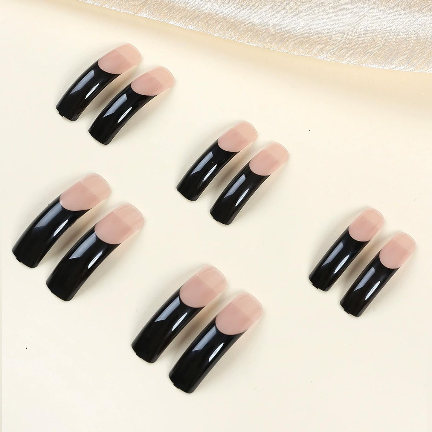 IMSOHOT Curved Press on Nails Extra Long Fake Nails Black French Tips False Nails Full Cover Glossy Stick on Nails for Women 20Pcs