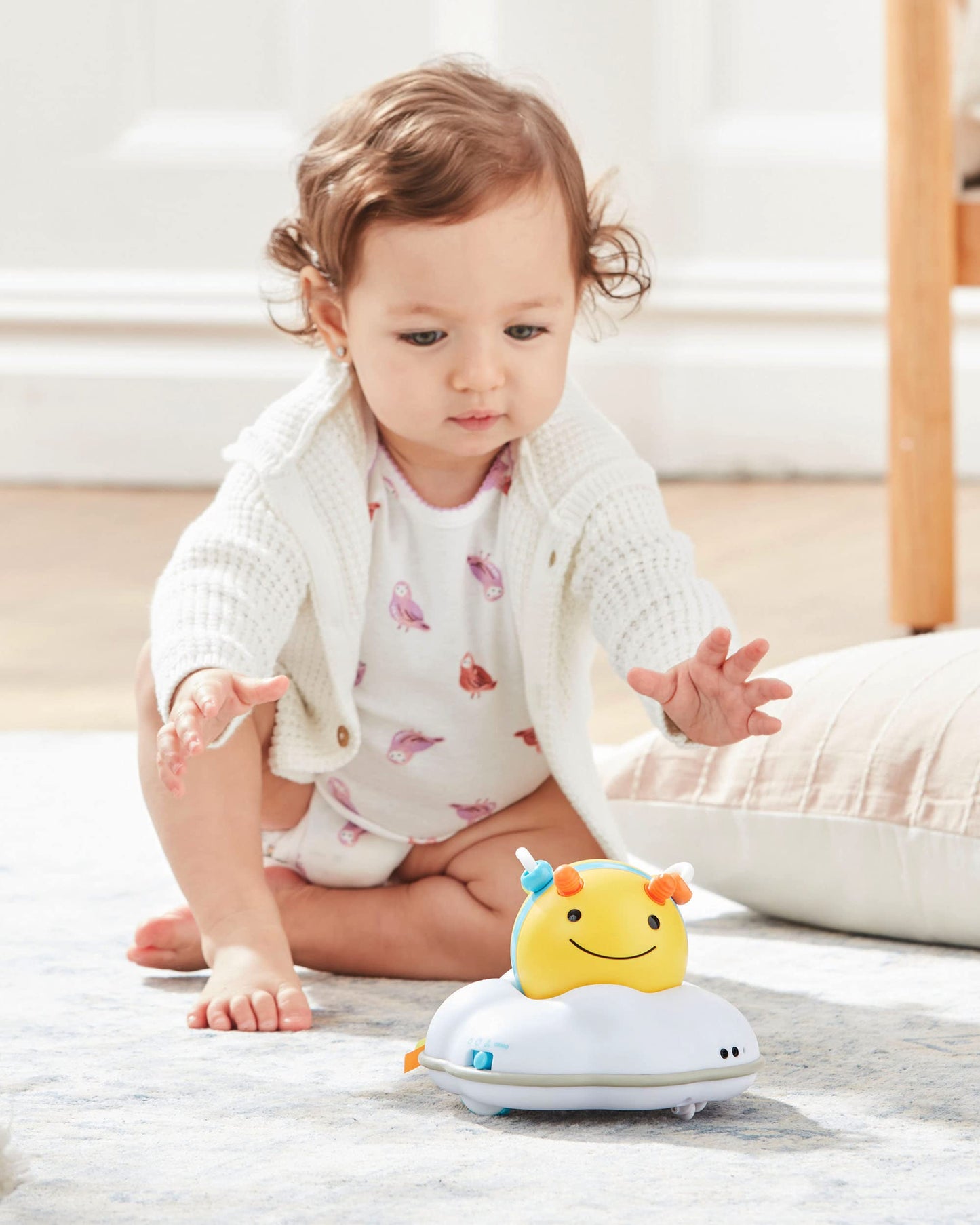 Skip Hop Baby Crawl Toys - 3-Stage Developmental Bee & Motion-Activated Musical Beetbox Ball