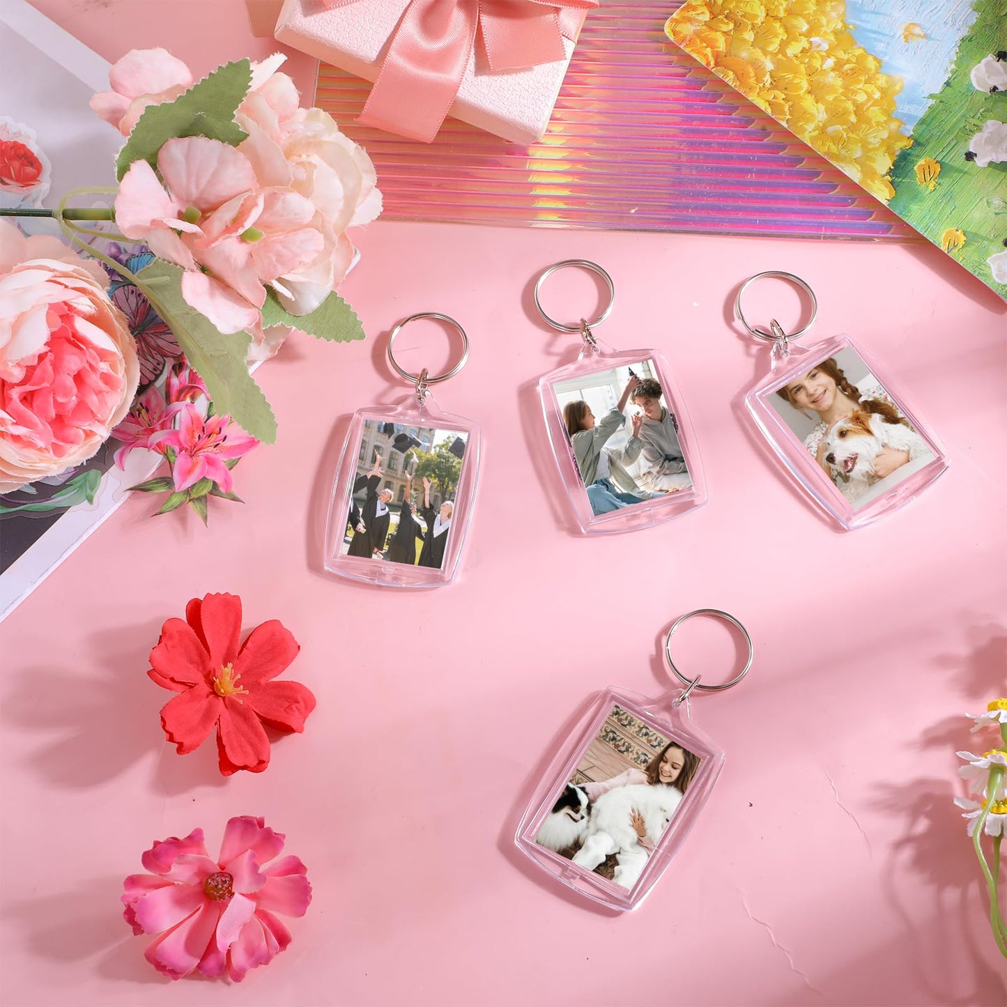 Xthrotsenk 150 Pcs Photo Keychain Insert, Acrylic Picture Keychains, Clear Blank Keyring Photo Insert Frame, Personalised Photos Key Holder, Rectangle Blank Photos Keychains, 2.2 x 1.6 Inch