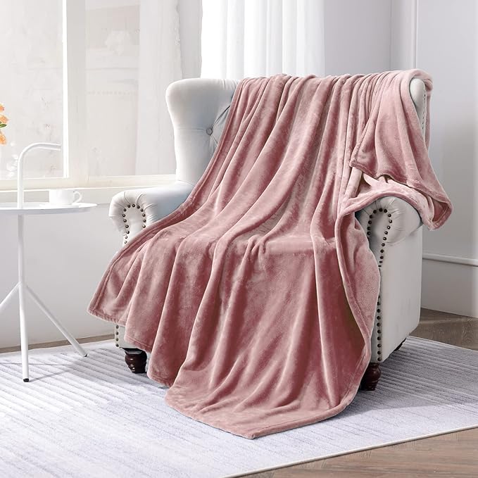 SOCHOW Flannel Fleece Blanket Luxury Twin XL Size, All Season Lightweight Super Soft Cozy Blanket for Bed or Couch, Dusty Pink, 66x90 inches