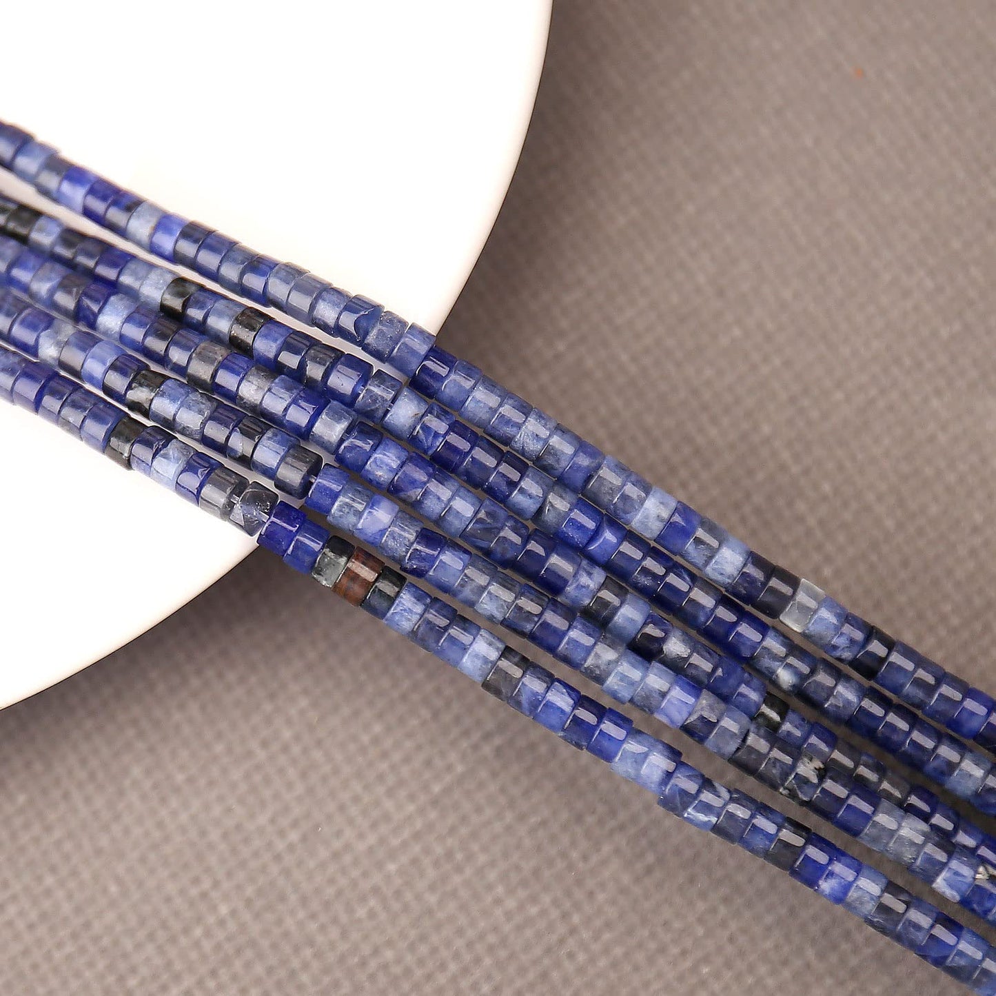 150PCs Natural Blue Sodalite Spacer Beads, Loose Semi Precious Flat Round Gemstone Heishi Disc Stone Beads for Beading Jewelry Making 4mm*2mm 38cm
