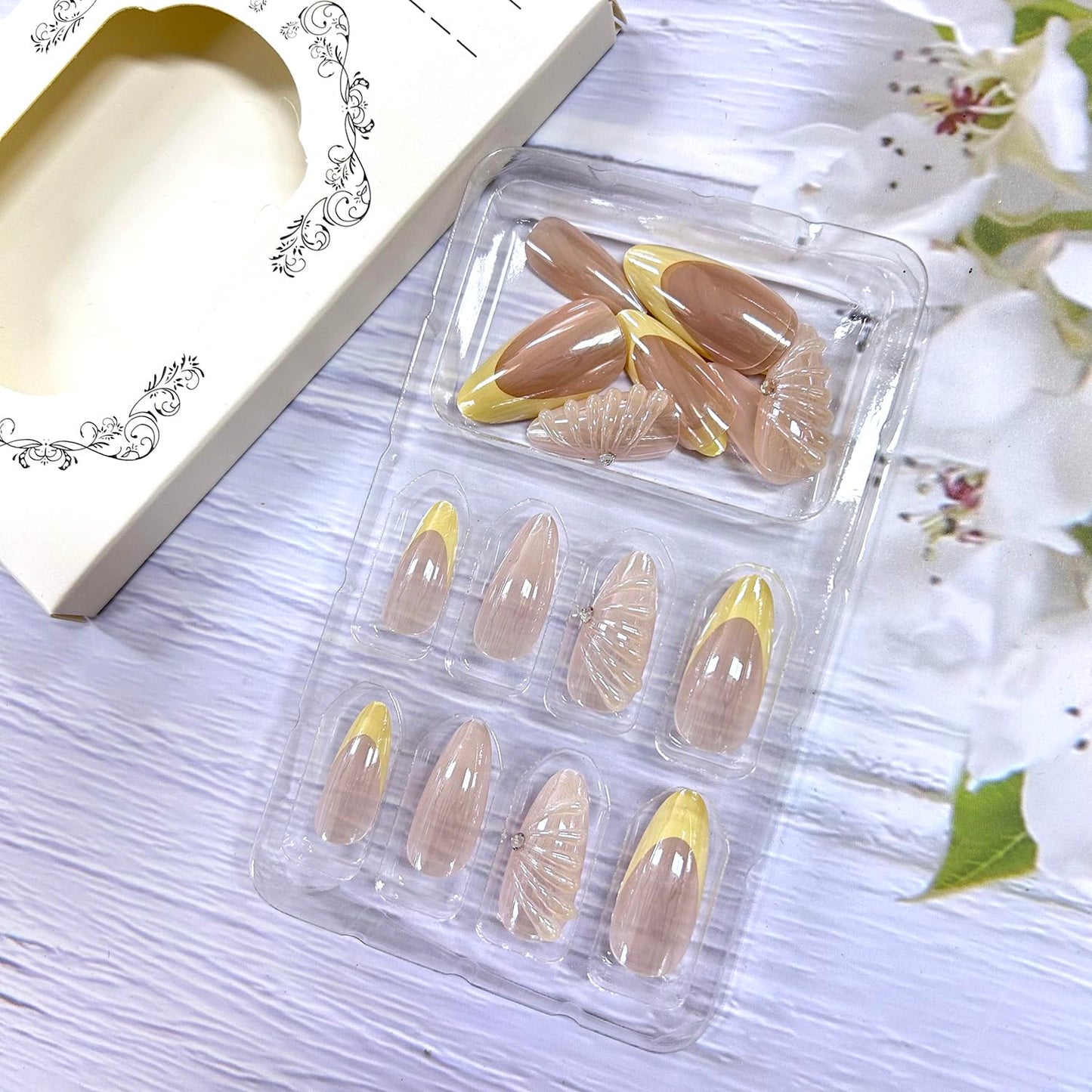 CJDLTS French Tip Press on Nails Medium Plating False Nails Almond Pearl Design Full Cover Coffin Nails Acrylic Artificial Nails 3D Press Ones French Stick on Nails DIY Glue on Nails for Women 24Pcs