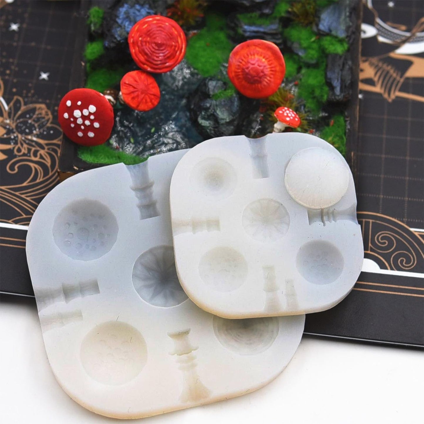 3 Pcs Mushroom Polymer Clay Silicone Mold, Miniature Polymer Clay Molds, 5 Shapes 3 Sizes Vivid Mushroom Polymer Clay Tools for Jewelry Making, Earrings Decoration, 3D Mold, Cake Decoration Pieces