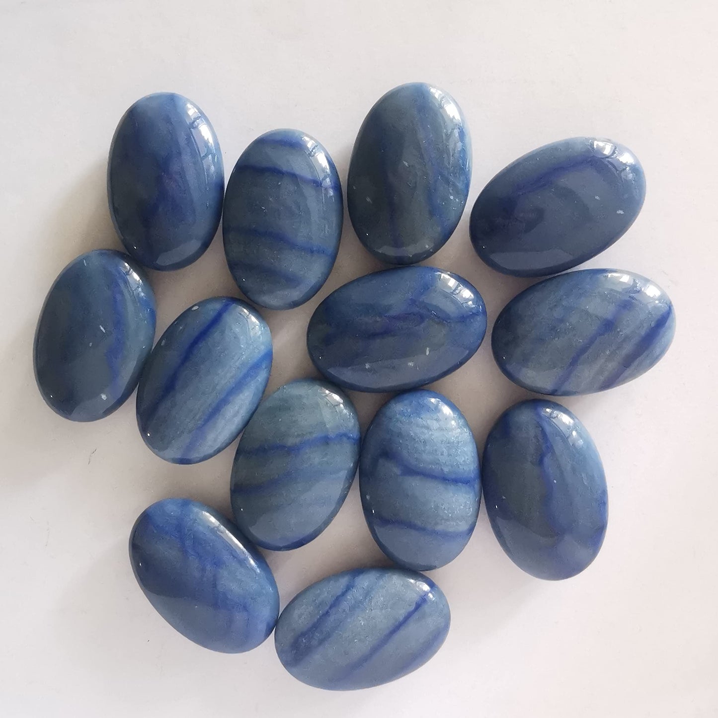 Loveliome Natural Blue Aventurine Oval Polished Worry Stones, Healing Crystal Indoor Fountain Stones Massage Energy Anxiety Relief Items