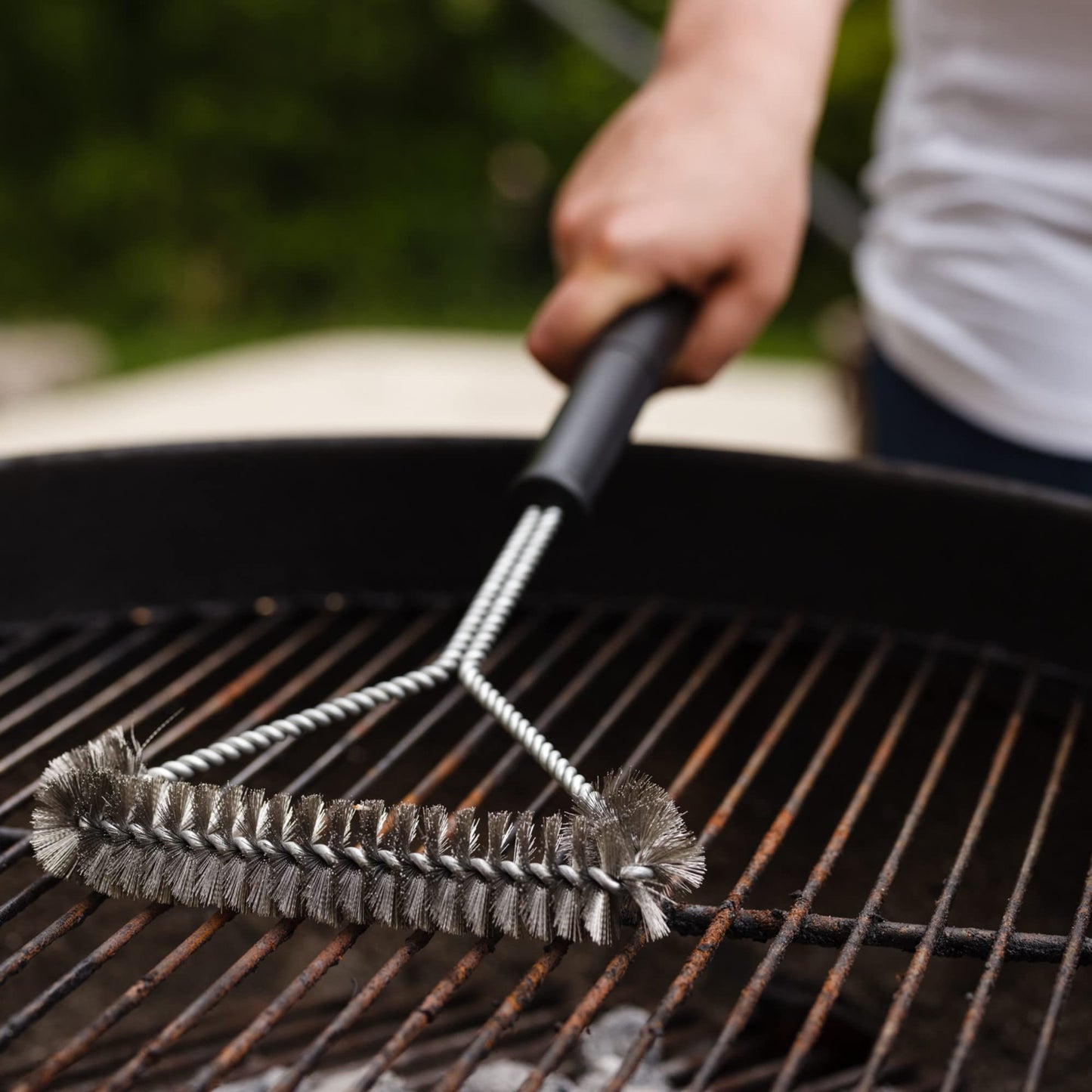 Chef Craft Select BBQ Grill Brush, 18 Inch, Stainless Steel/Black