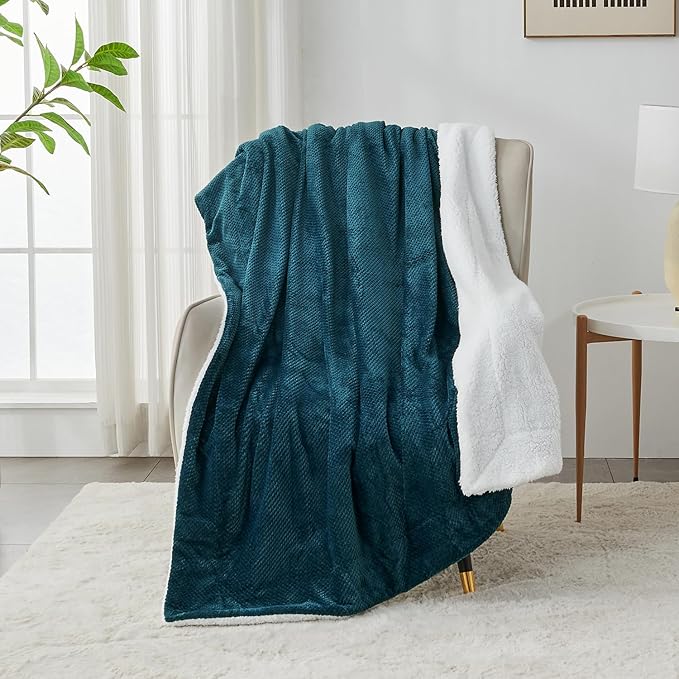 SOCHOW Waffle Sherpa Fleece Throw Blanket, Super Soft Fuzzy Warm, Lightweight Fluffy Reversible Plush Blanket for Bed Sofa Couch, 60 x 80 Inches Blue Coral