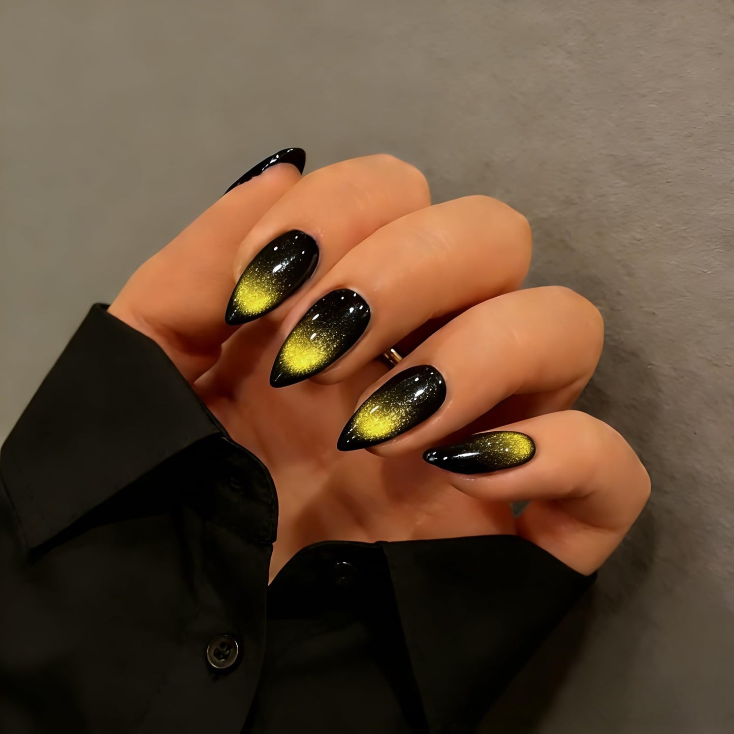 KQueenest Cat Eye Press On Nails Almond - Dark Gold Press On Nails Medium Stiletto, 30 Pcs 15 Sizes Glitter Fake Nails Press ons Black, Upgrade Thick Quality, Reusable Glue on Nail for Women Party