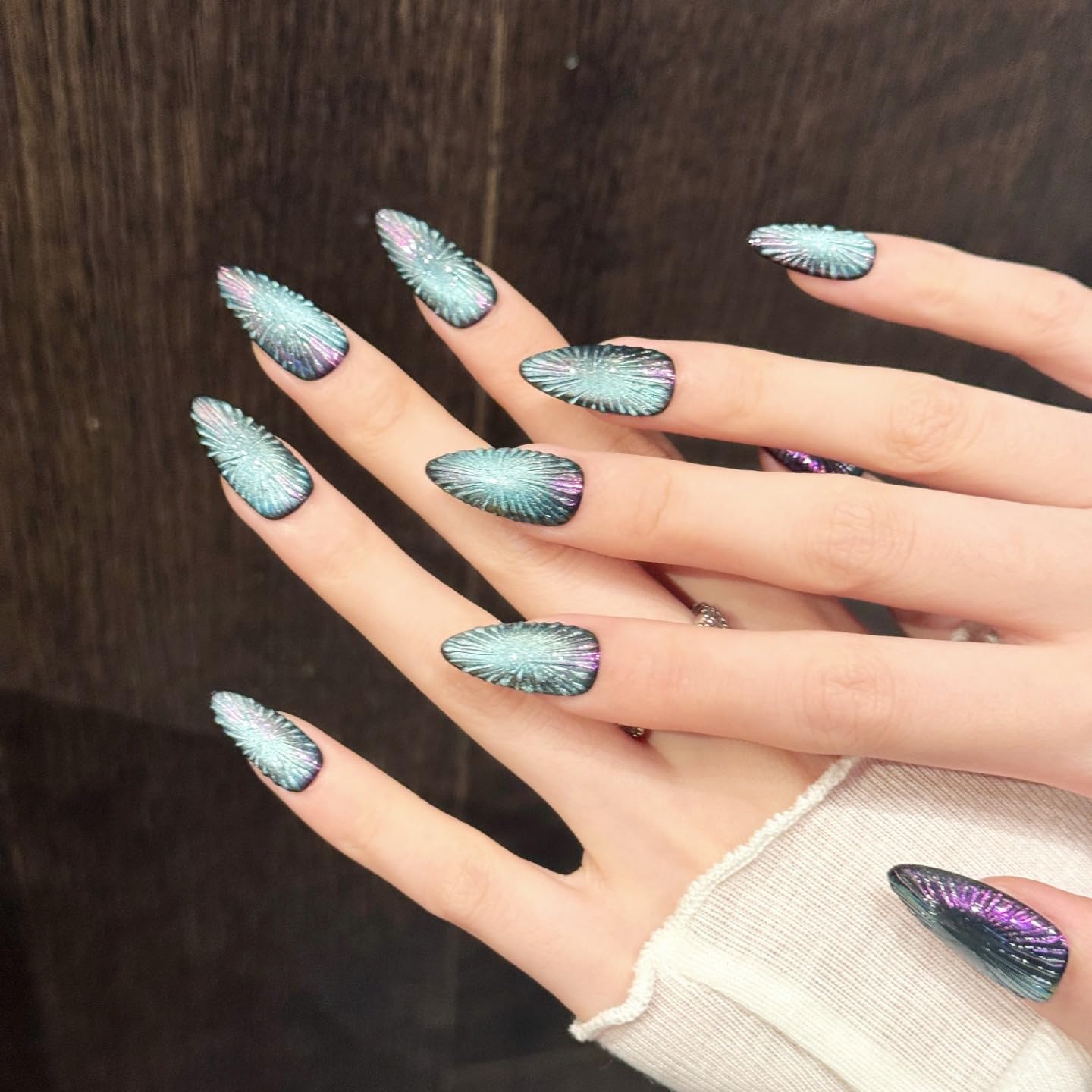 Handmade Press on Nails Popular Almond Shape with Ice Blue Cat Eye and Crushed Ice Design Handmade Stiletto Press on Nails 3D Cat Eye Press on Nail（S）