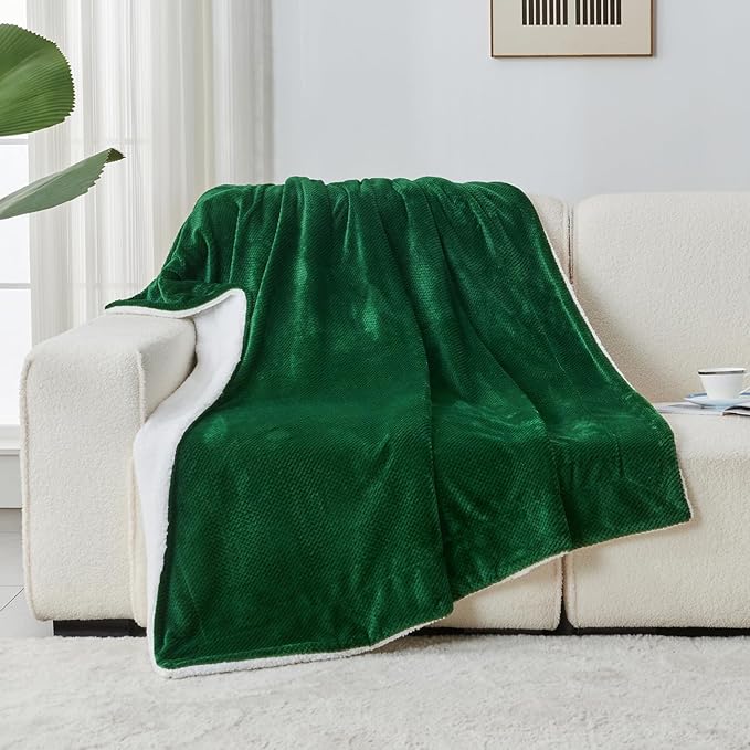 SOCHOW Waffle Sherpa Fleece Throw Blanket, Super Soft Fuzzy Warm, Lightweight Fluffy Reversible Plush Blanket for Bed Sofa Couch, 50 x 60 Inches Forest Green