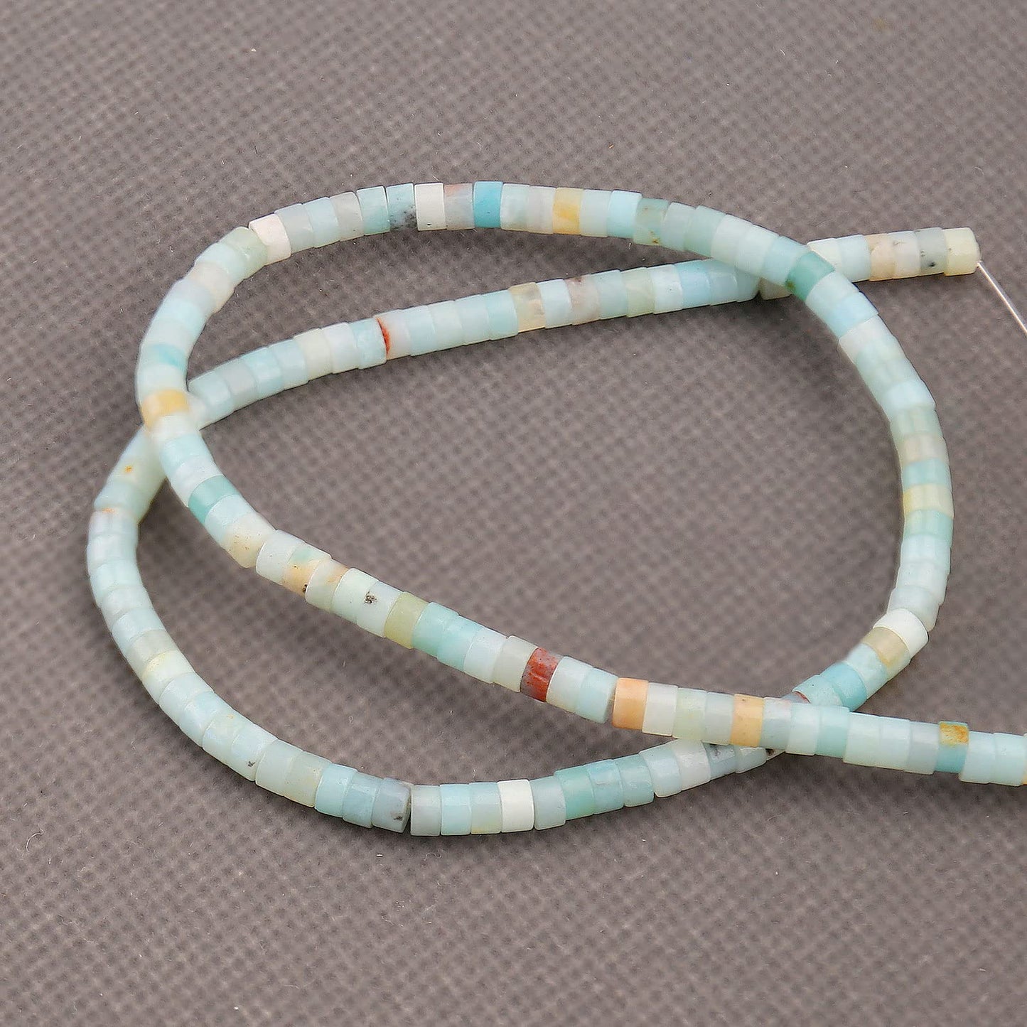 BONNY BOXX 150PCs Natural Amazonite Spacer Beads, Loose Semi Precious Flat Round Gemstone Heishi Disc Stone Beads for Beading Jewelry Making 4mm*2mm